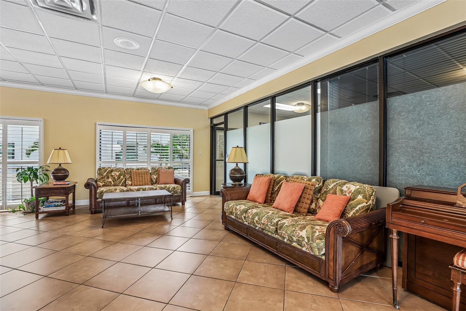 1332 PASADENA AVE S #207 — photo 43