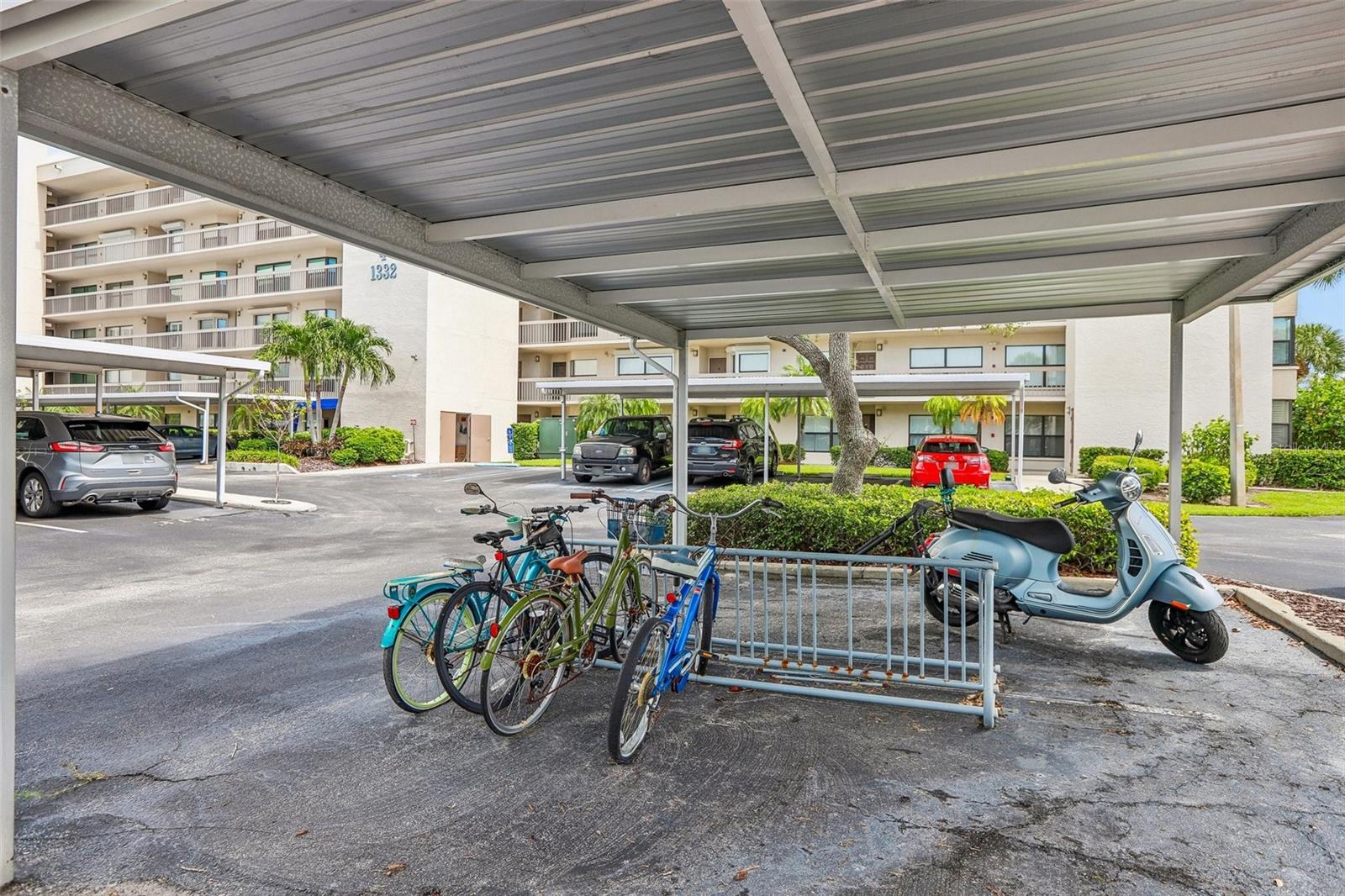 1332 PASADENA AVE S #207 — photo 33