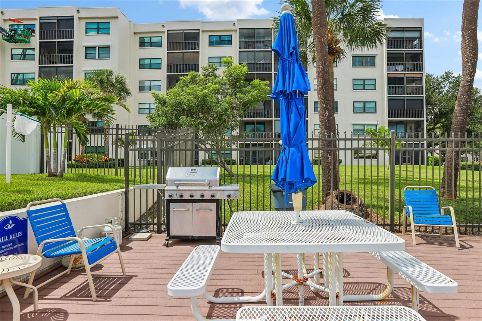 1332 PASADENA AVE S #207 — photo 37