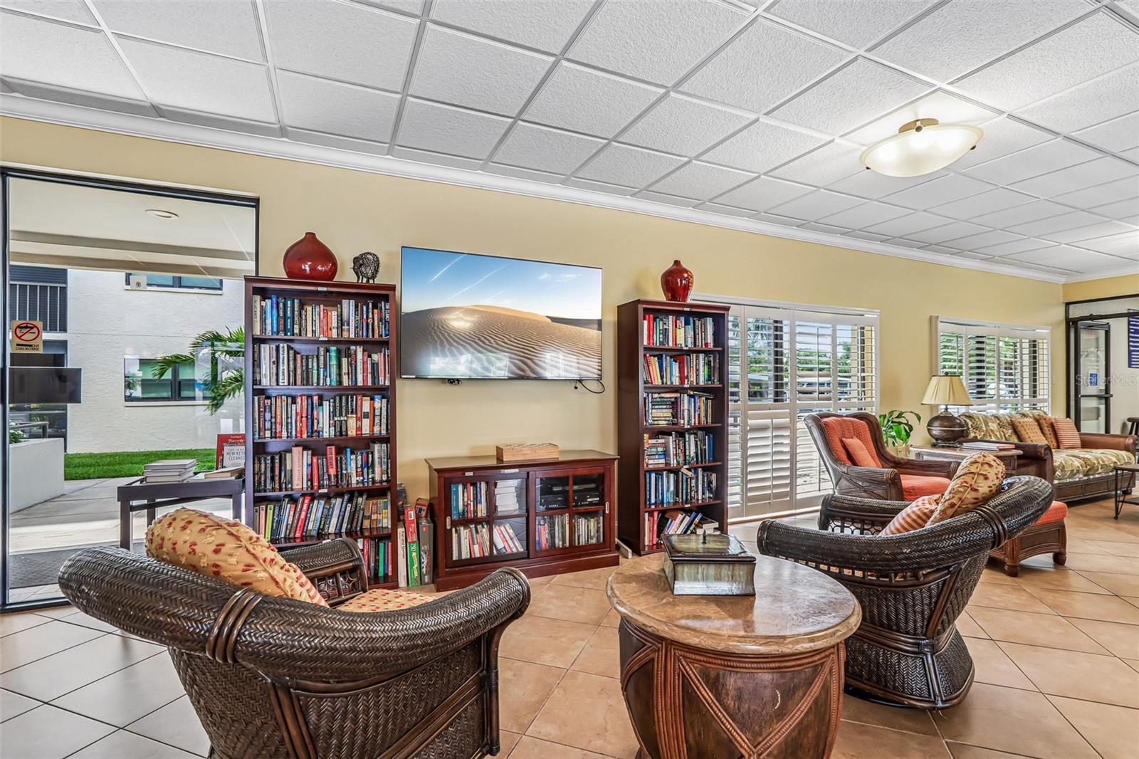 1332 PASADENA AVE S #207 — photo 41