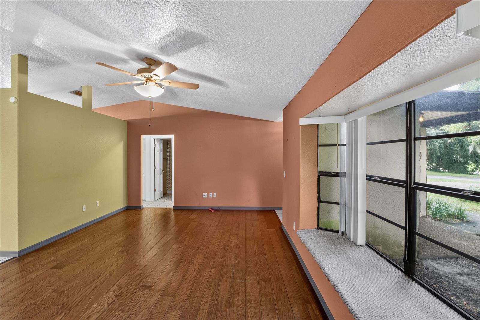 4702 CHARRO LN — photo 9