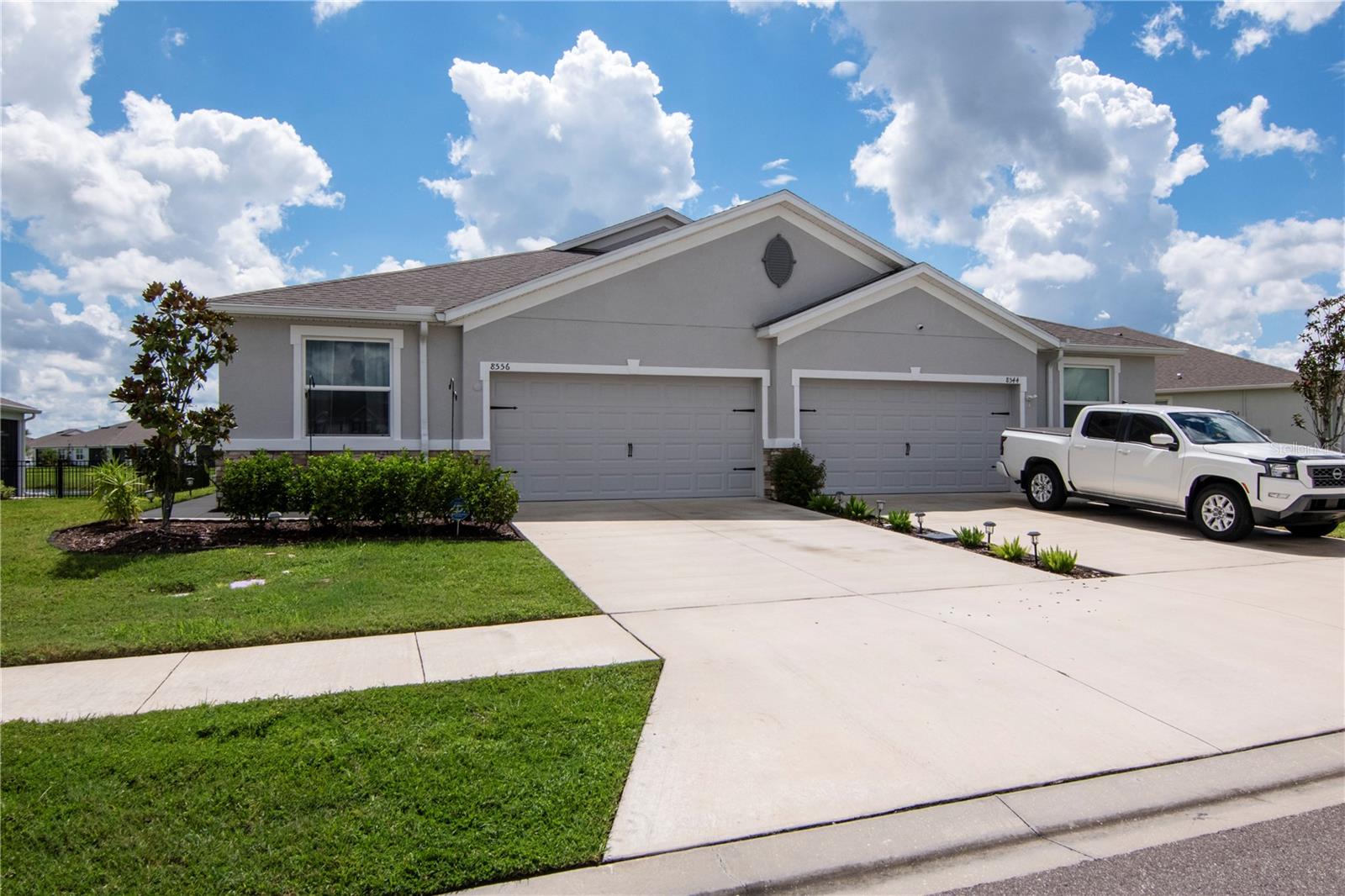 8556 BOLD CYPRESS LN — photo 2