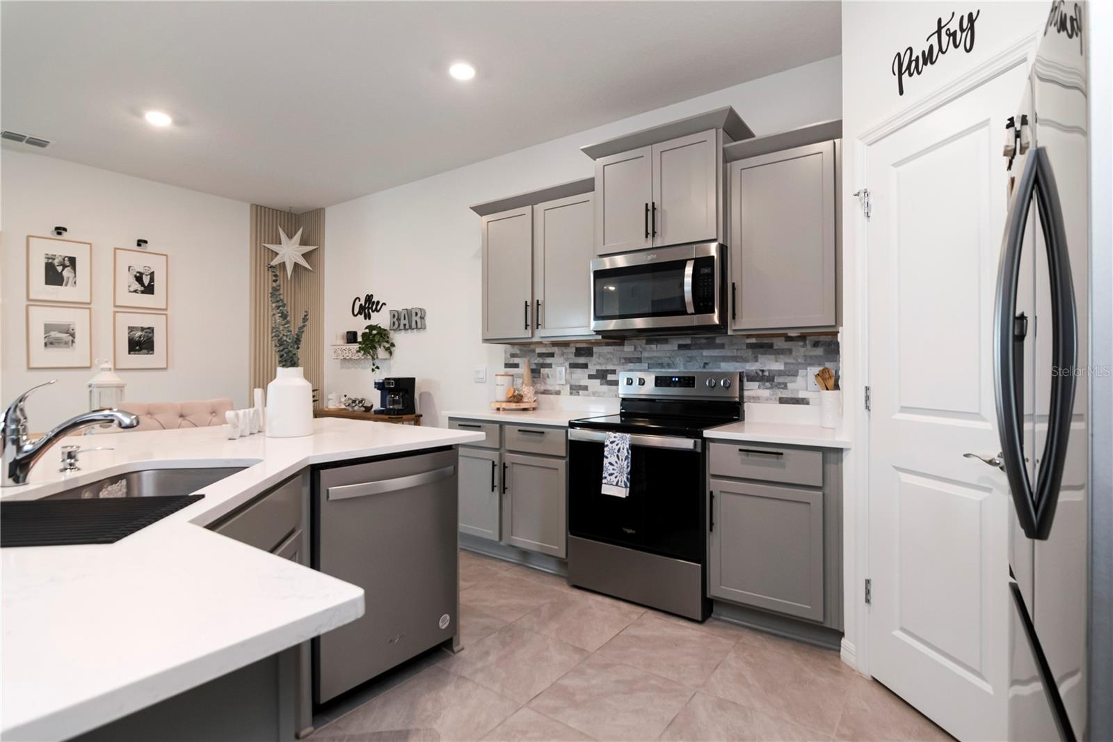 8556 BOLD CYPRESS LN — photo 19