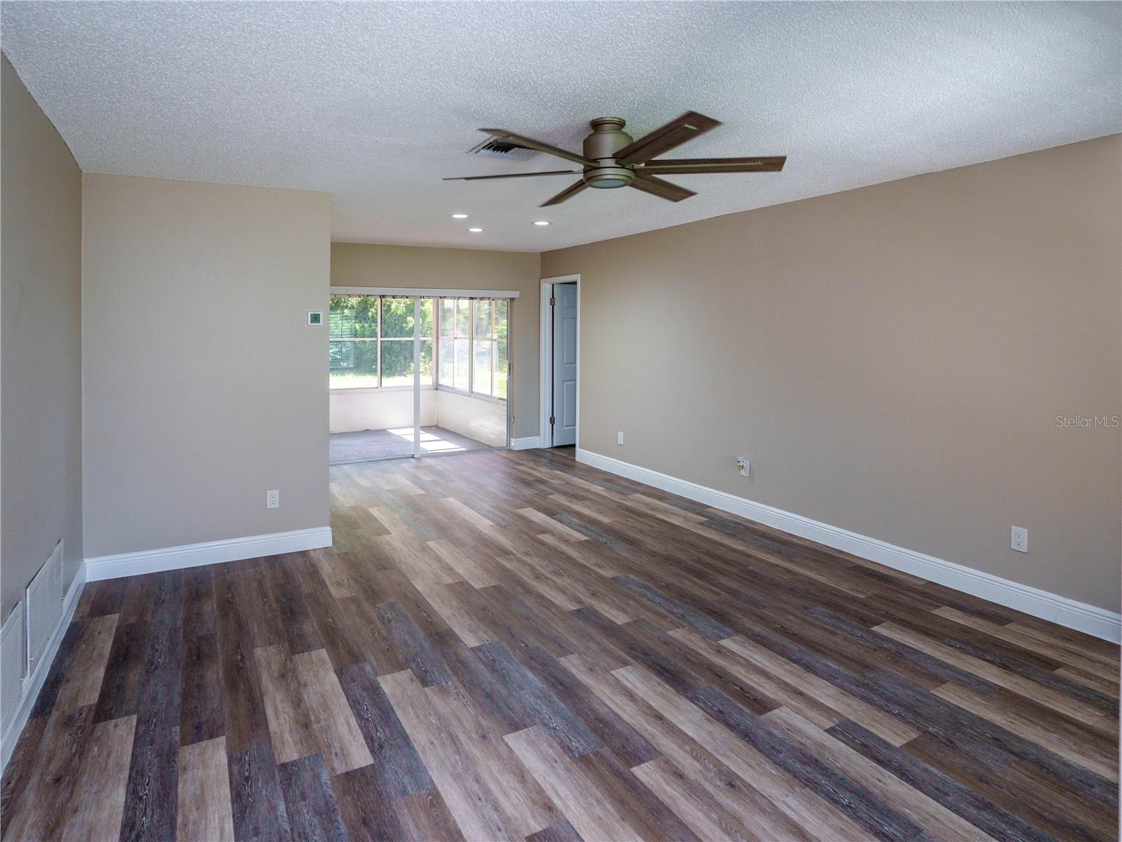 1630 BYRNEDALE CT — photo 5