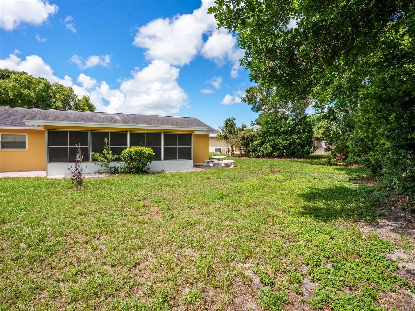 1630 BYRNEDALE CT — photo 29