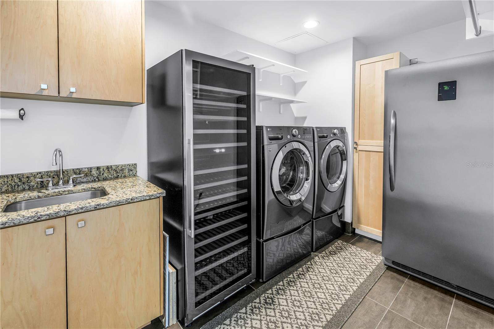 176 4TH AVE NE #1101 — photo 33