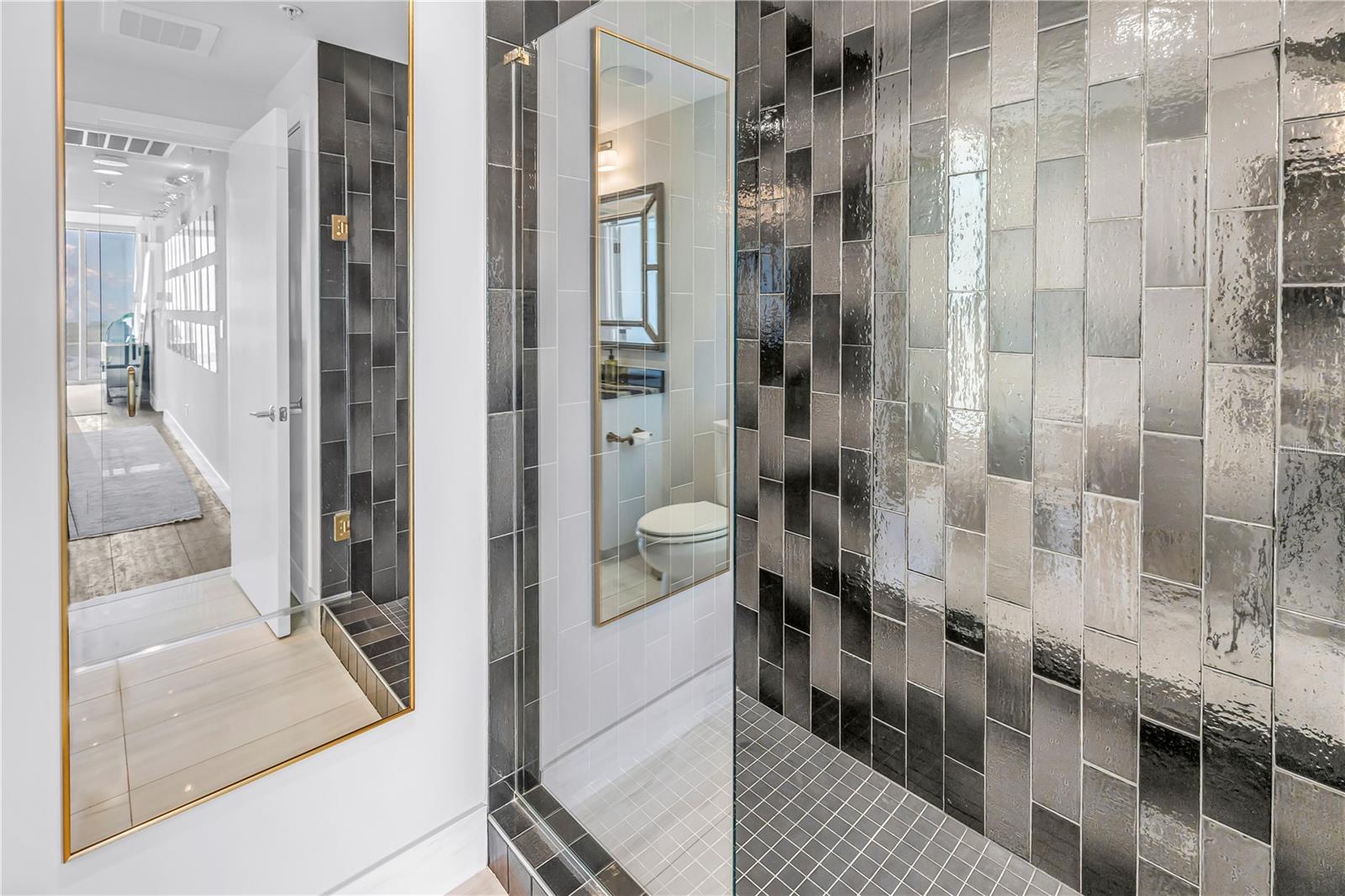176 4TH AVE NE #1101 — photo 32