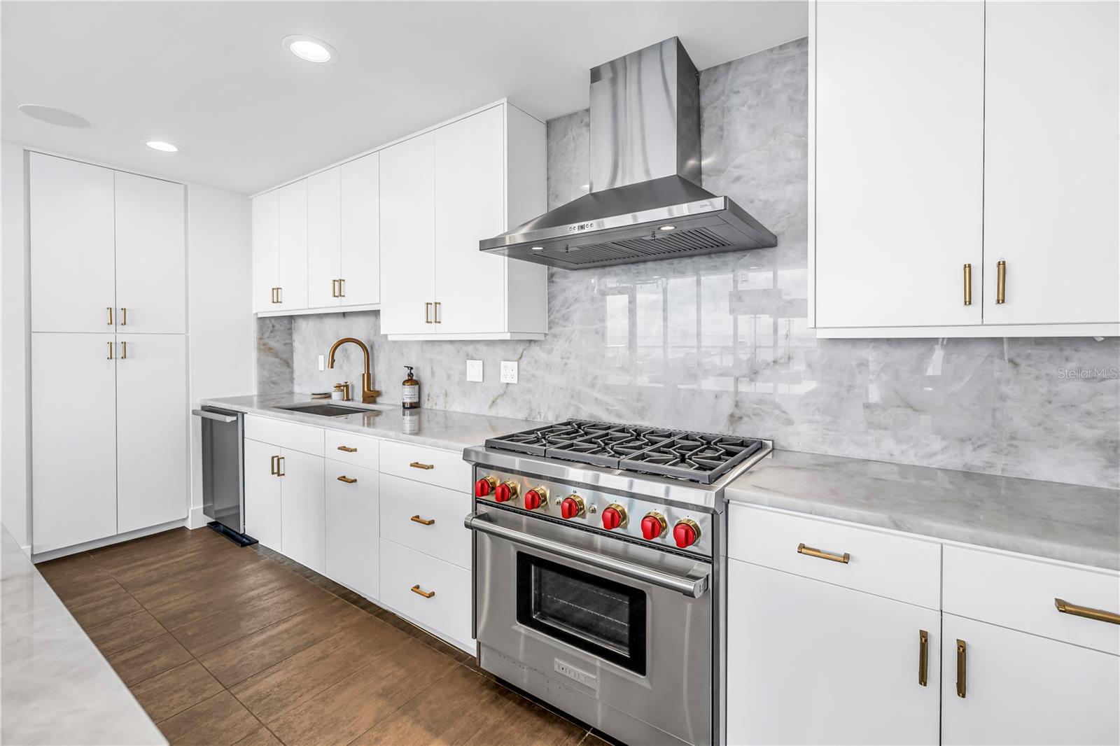 176 4TH AVE NE #1101 — photo 15