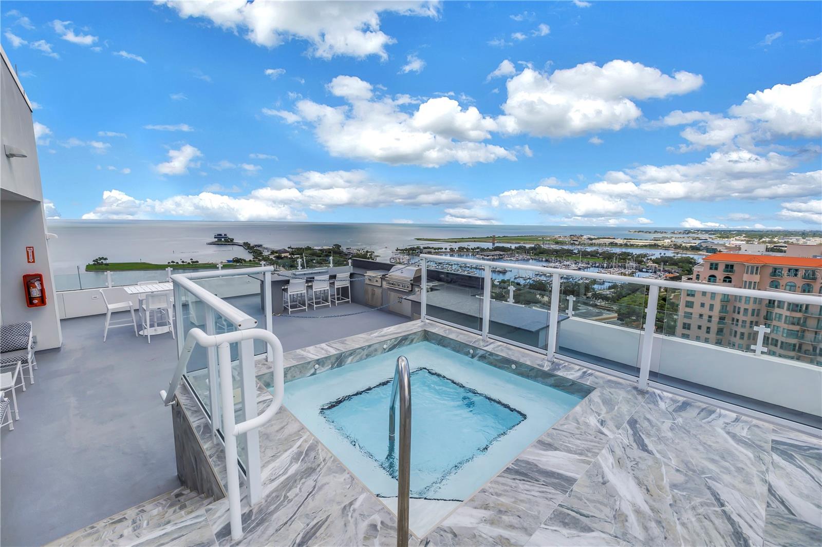176 4TH AVE NE #1101 — photo 44