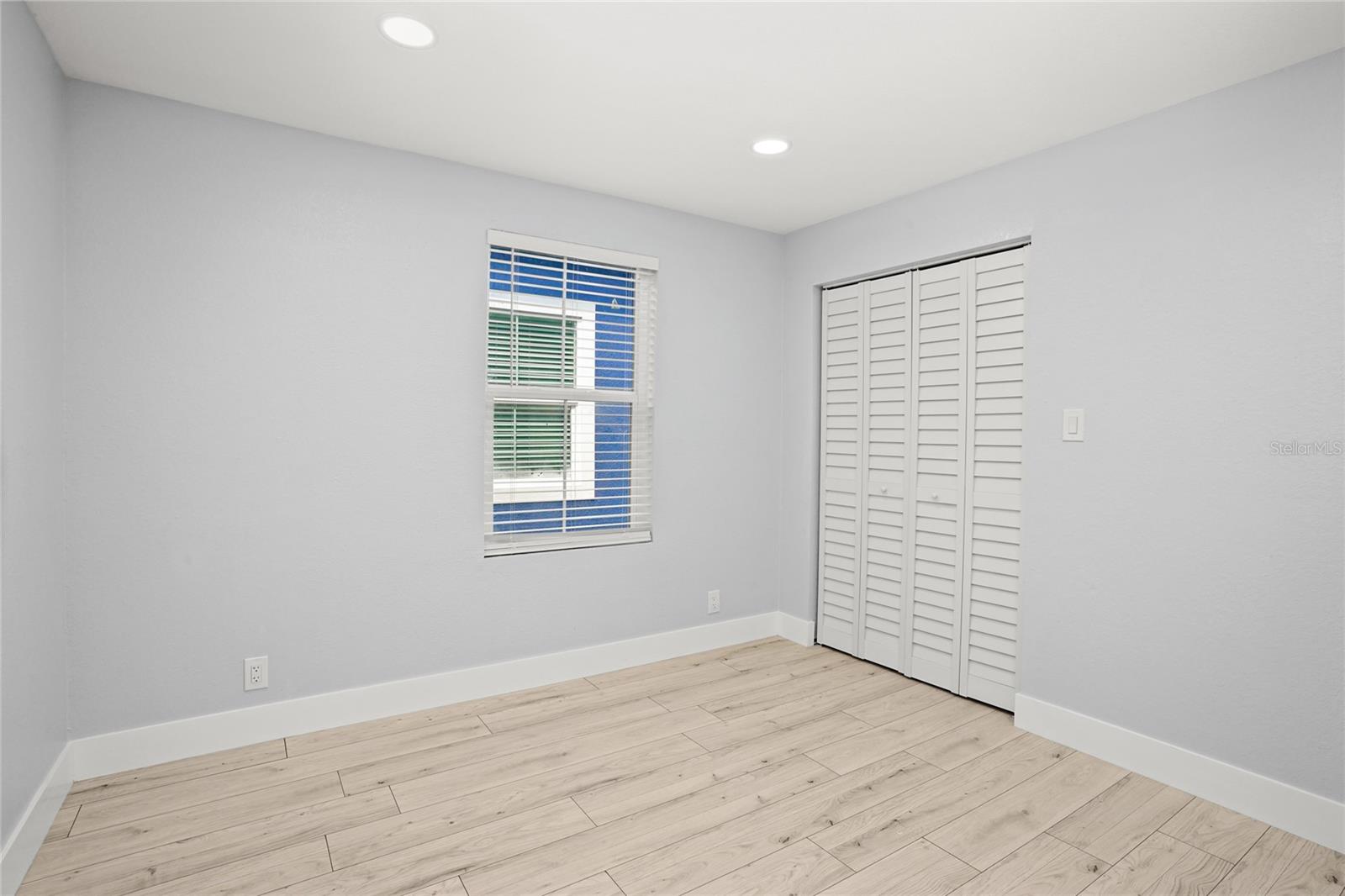 2601 W SAINT CONRAD ST — photo 7