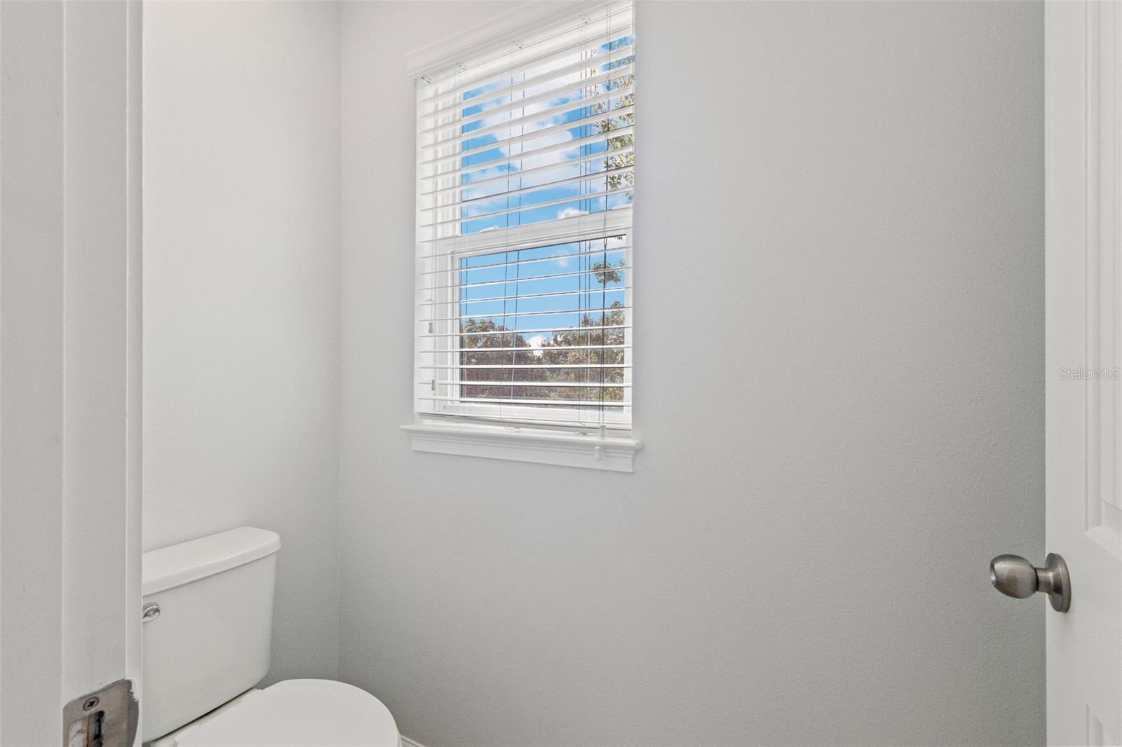 12161 TRAILHEAD DR — photo 31