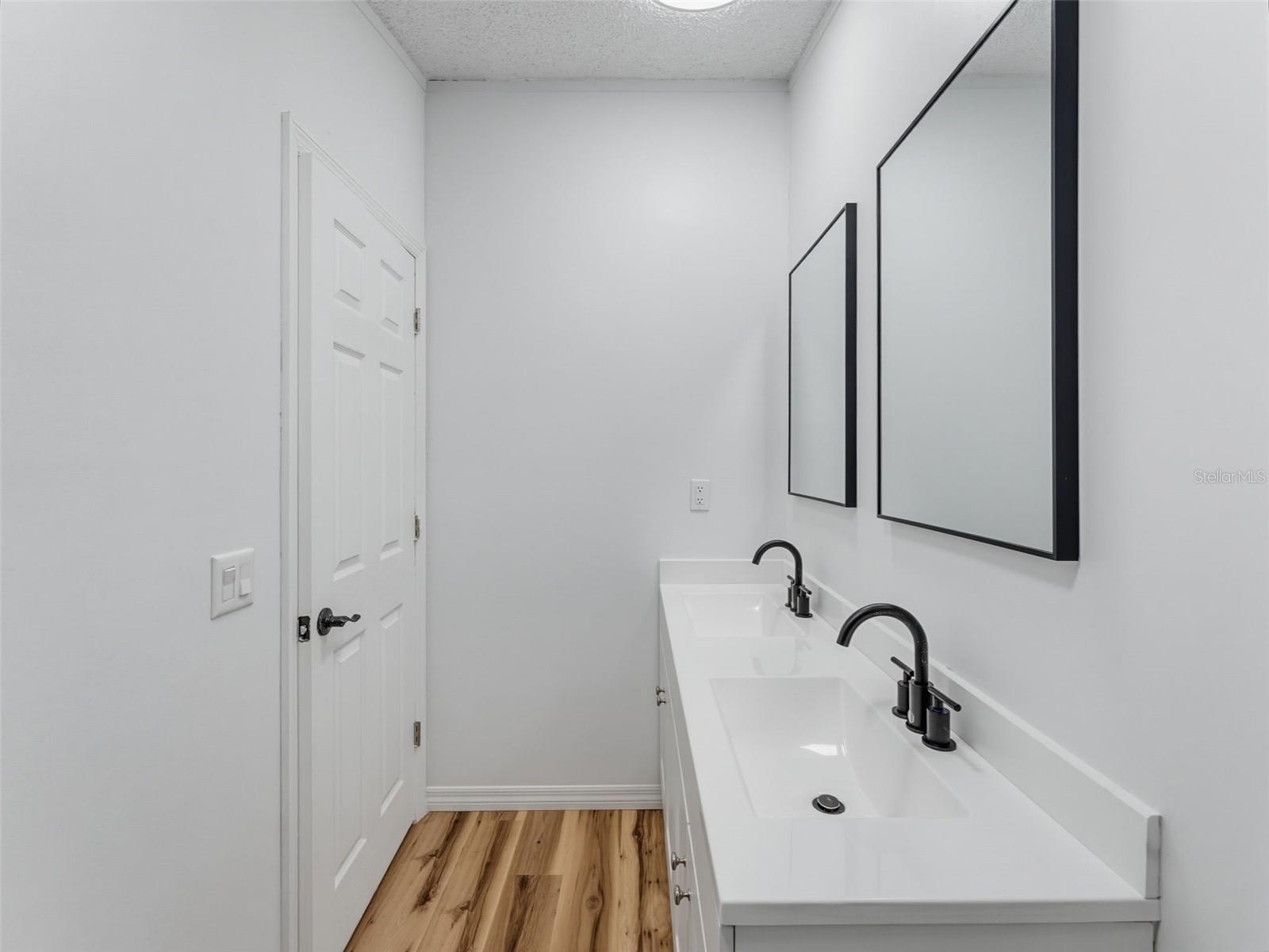 9637 PASSAIC DR — photo 48