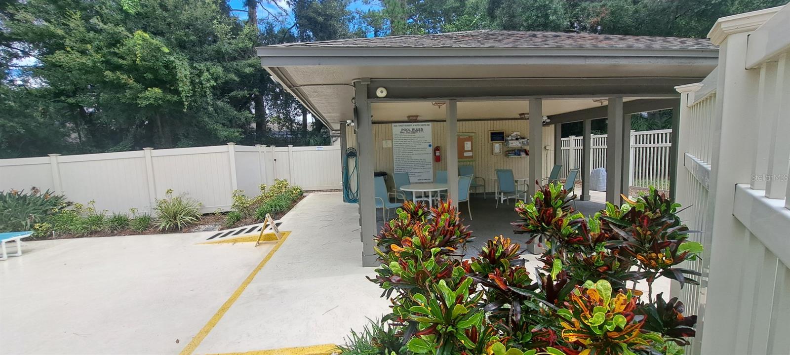 60 KAY CT — photo 13