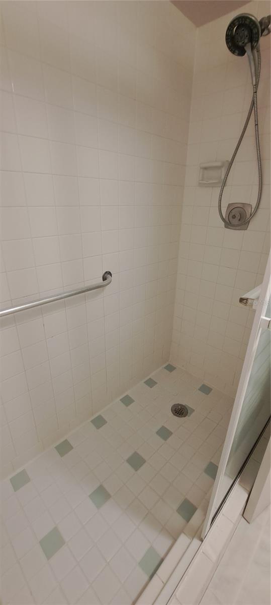 60 KAY CT — photo 11