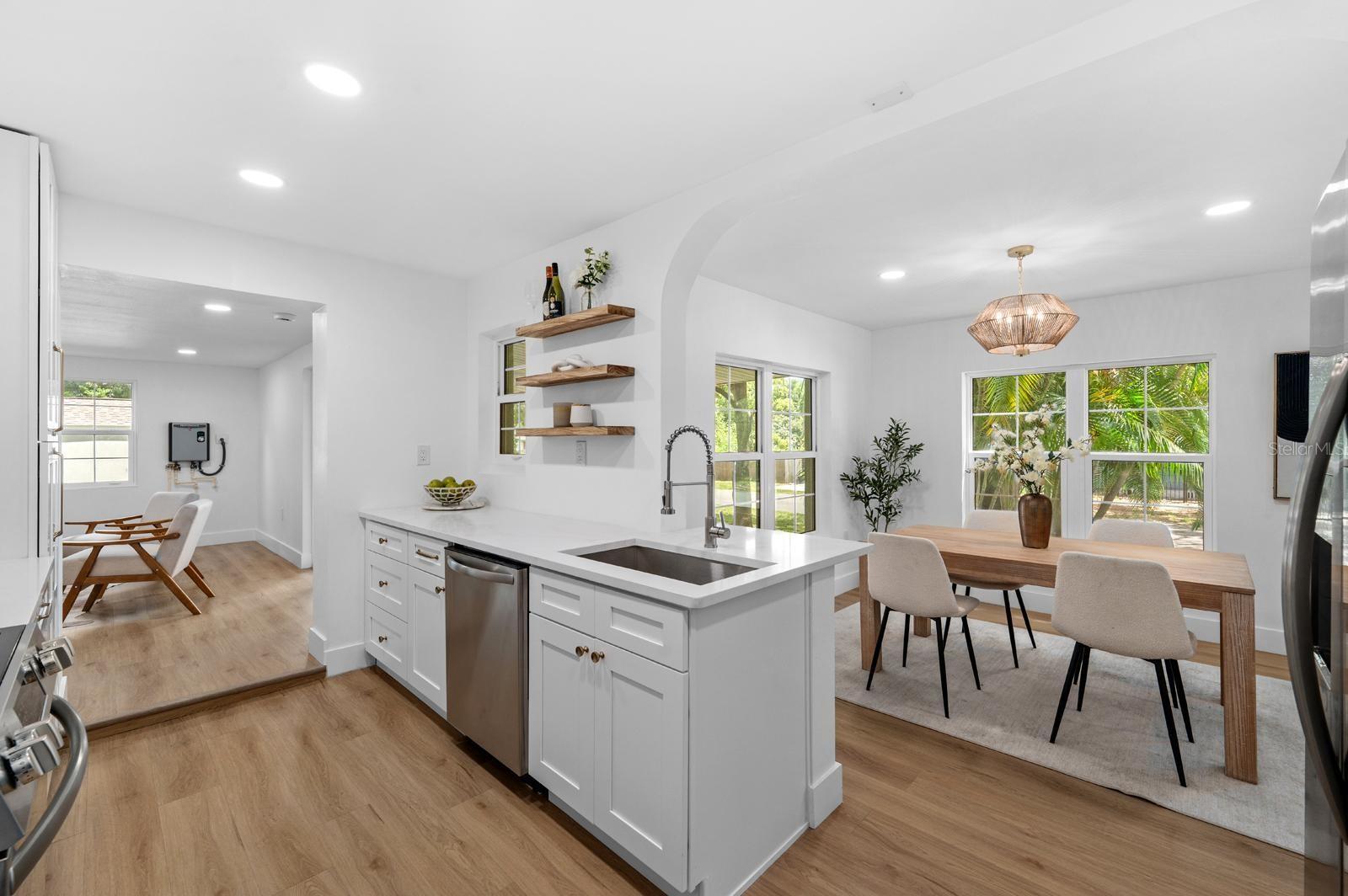 1230 E HENRY AVE — photo 10