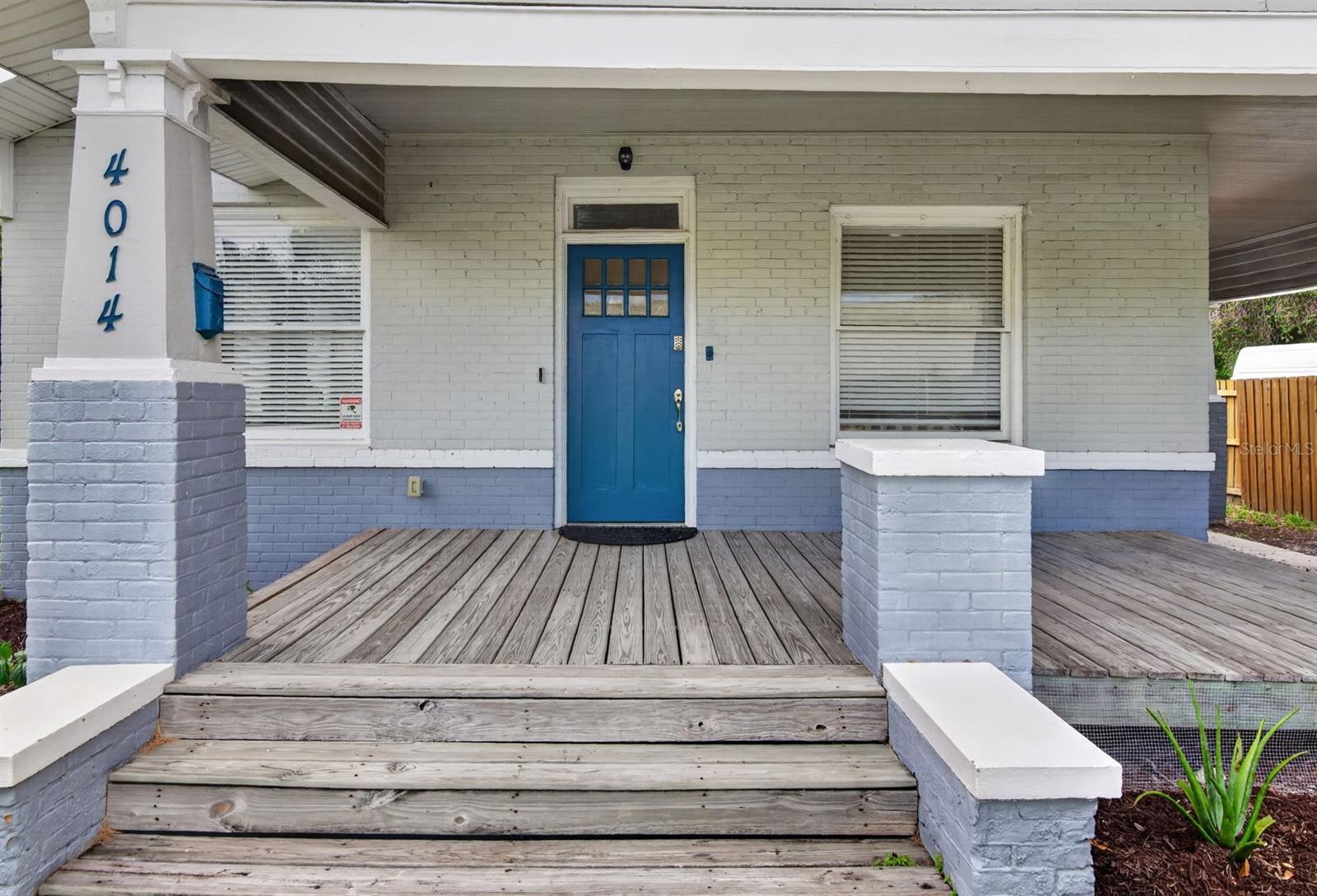 4014 N MARGUERITE ST — photo 3