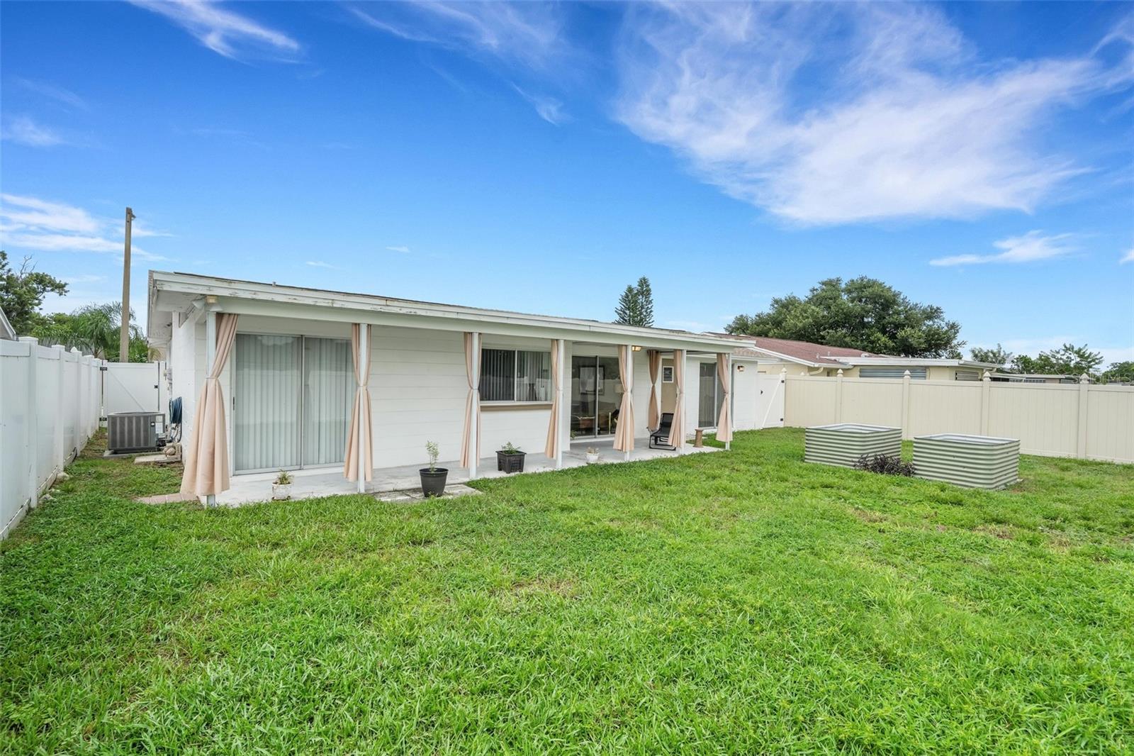 7234 OAKSHIRE DR — photo 4