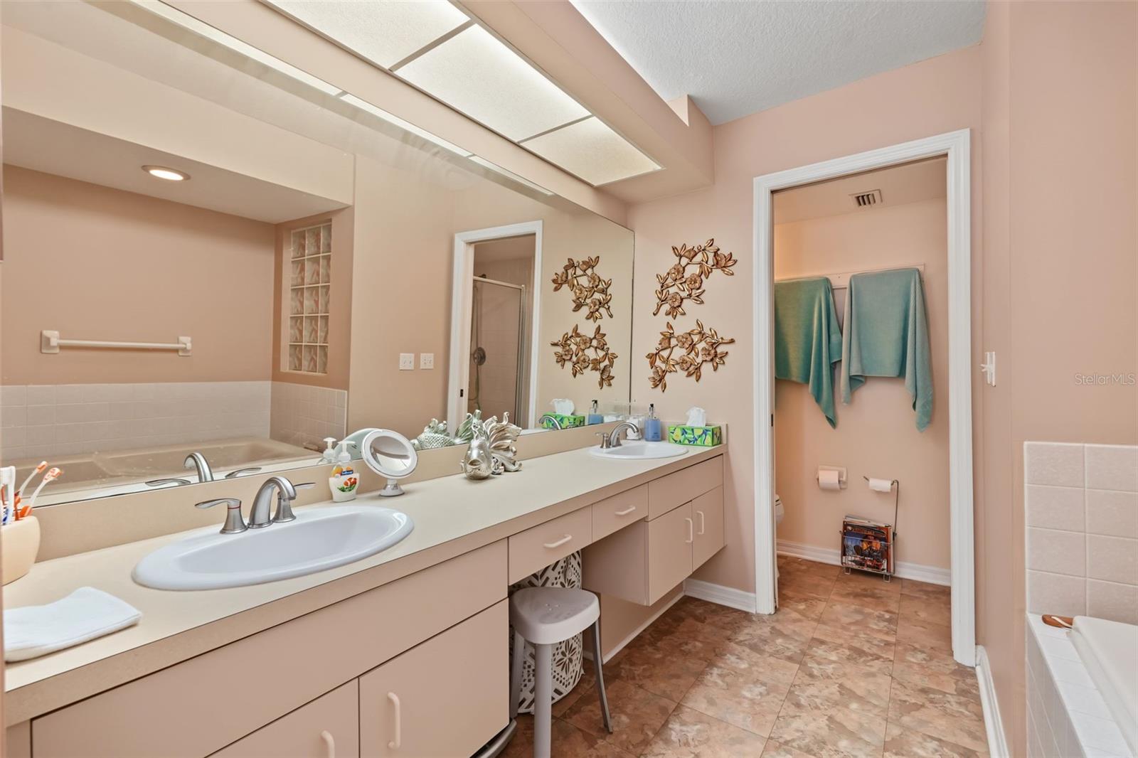 3061 OVERLOOK PL — photo 22