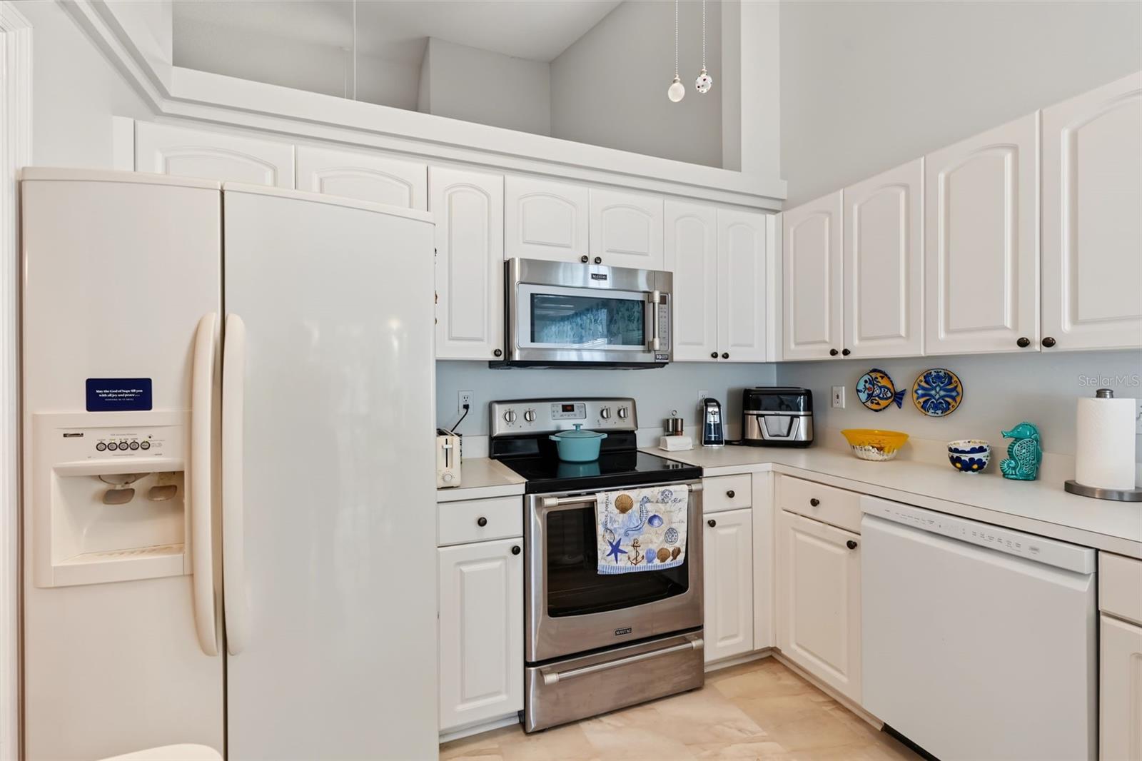 3061 OVERLOOK PL — photo 14