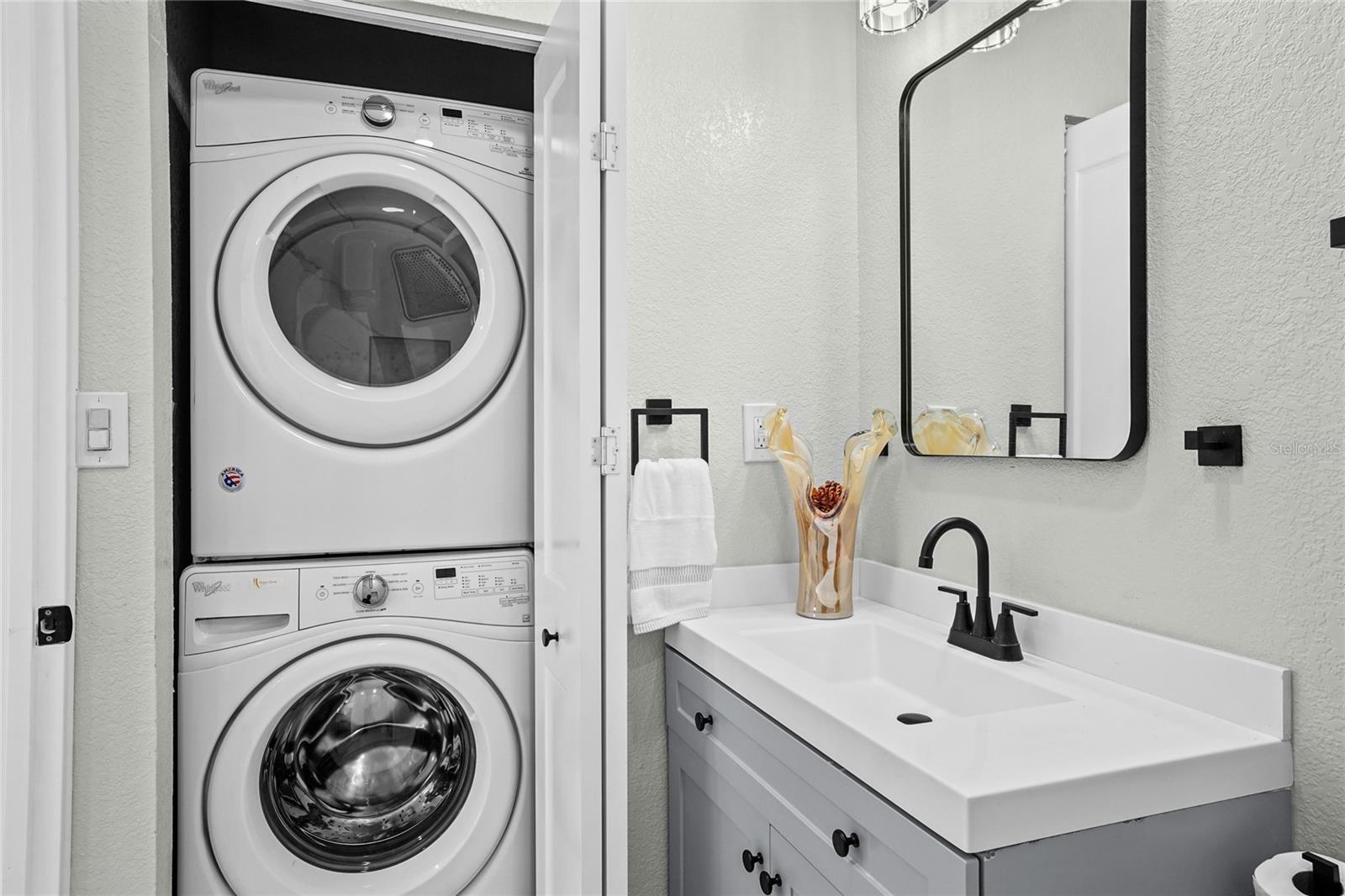 2603 W SAINT CONRAD ST — photo 10