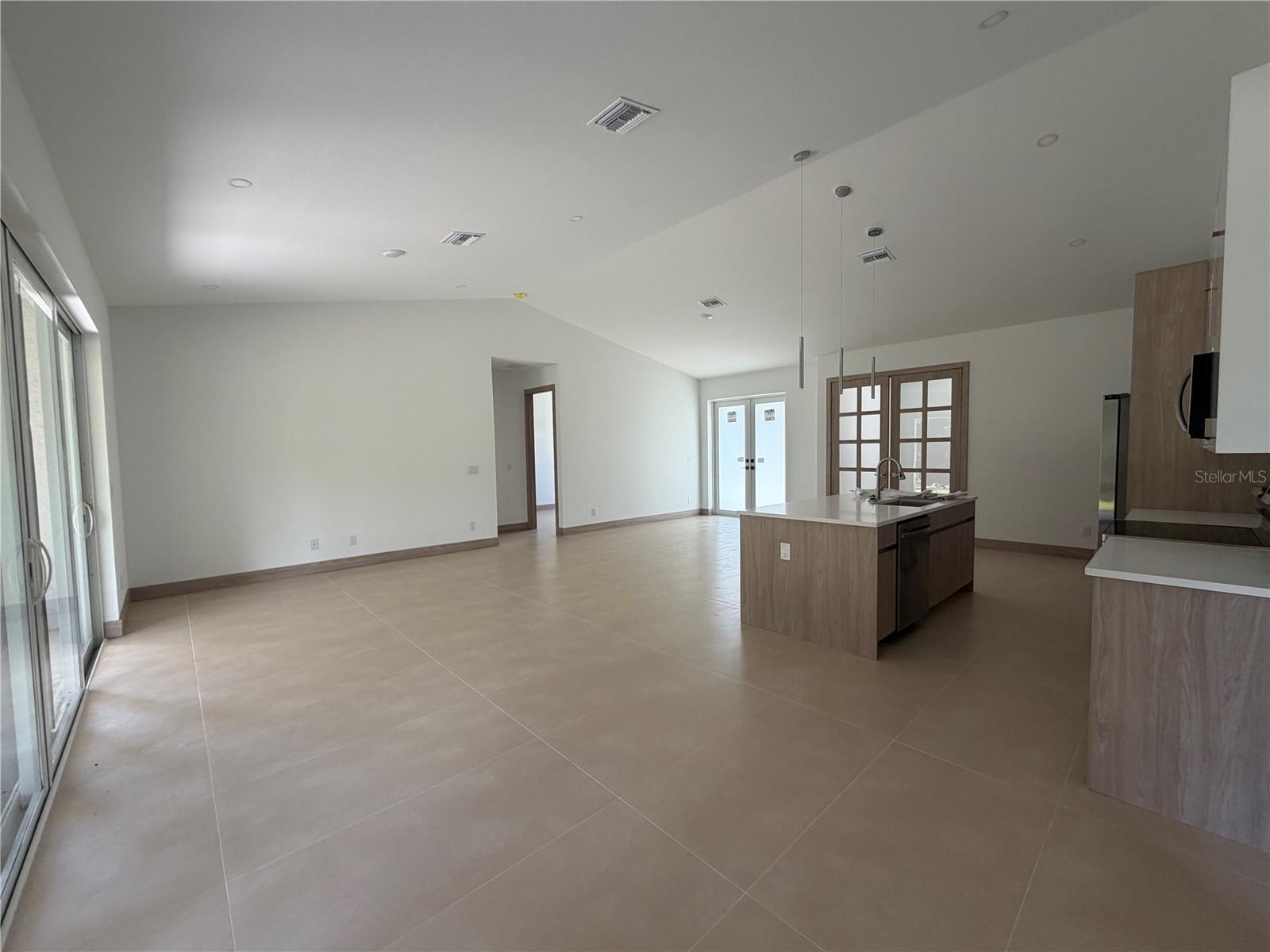1136 TAGGARD RD — photo 8