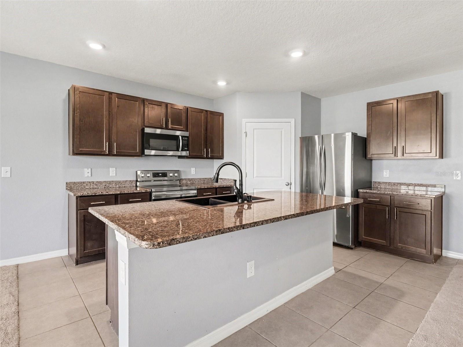 5034 WEDGELEAF WAY — photo 7