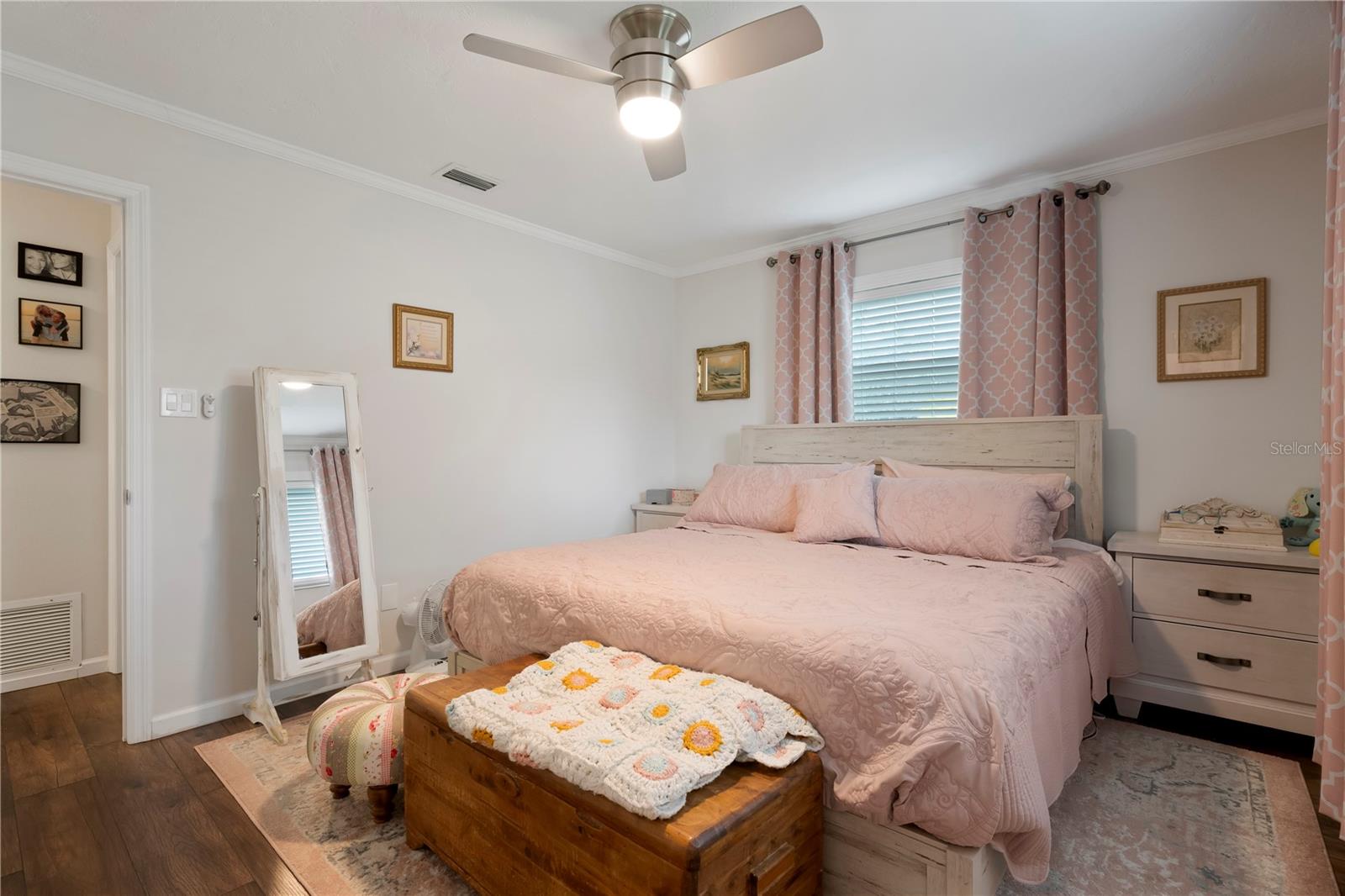 2828 GULF GATE DR — photo 25