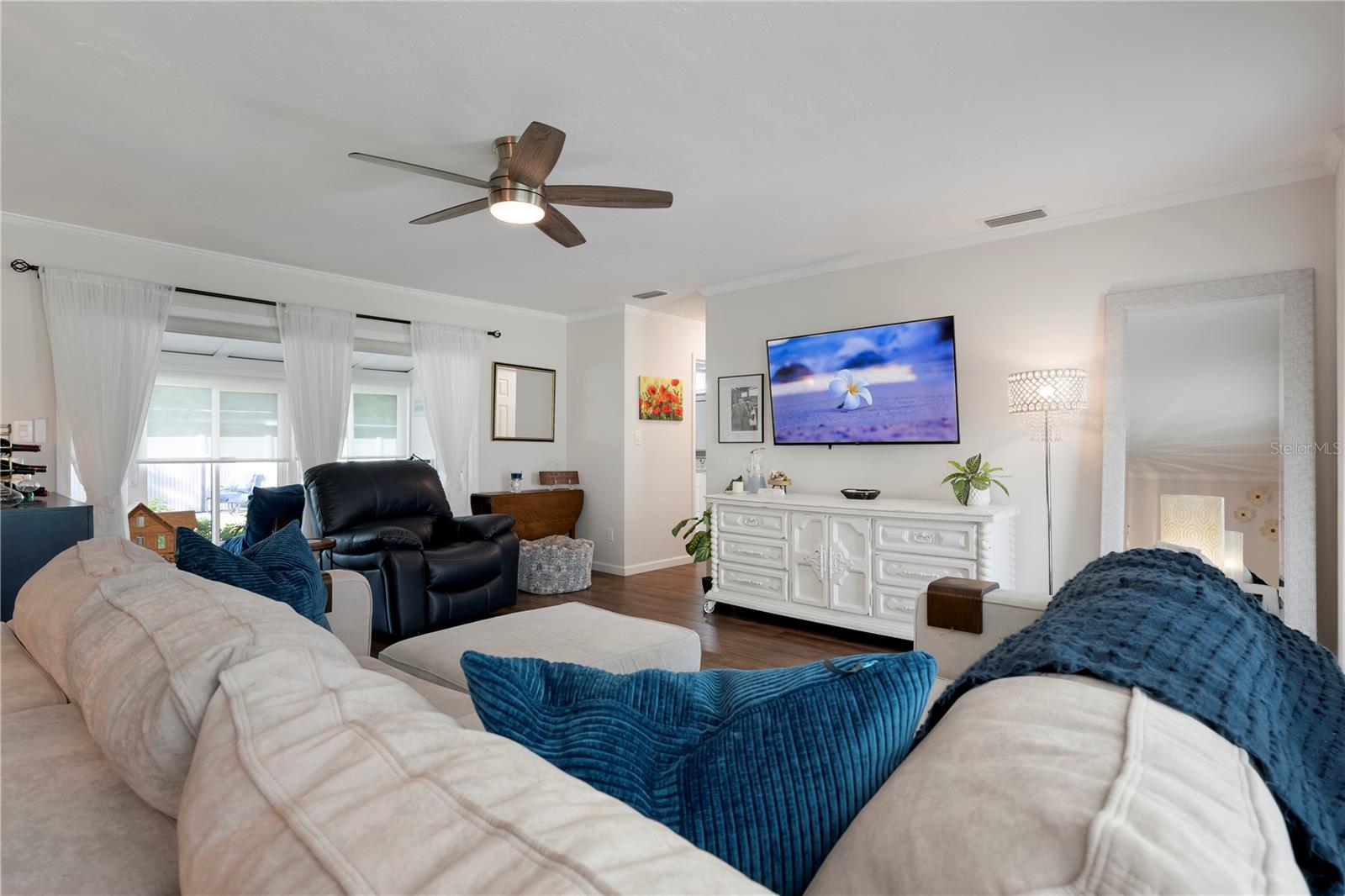 2828 GULF GATE DR — photo 13