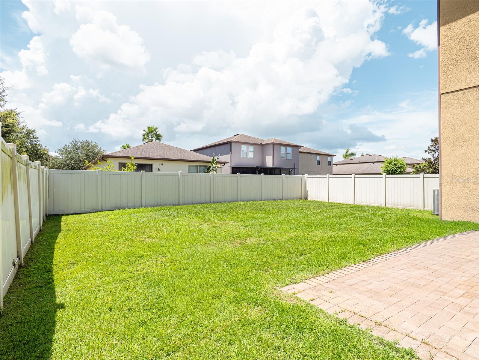 6327 YELLOW BUCKEYE DR #6327 — photo 3