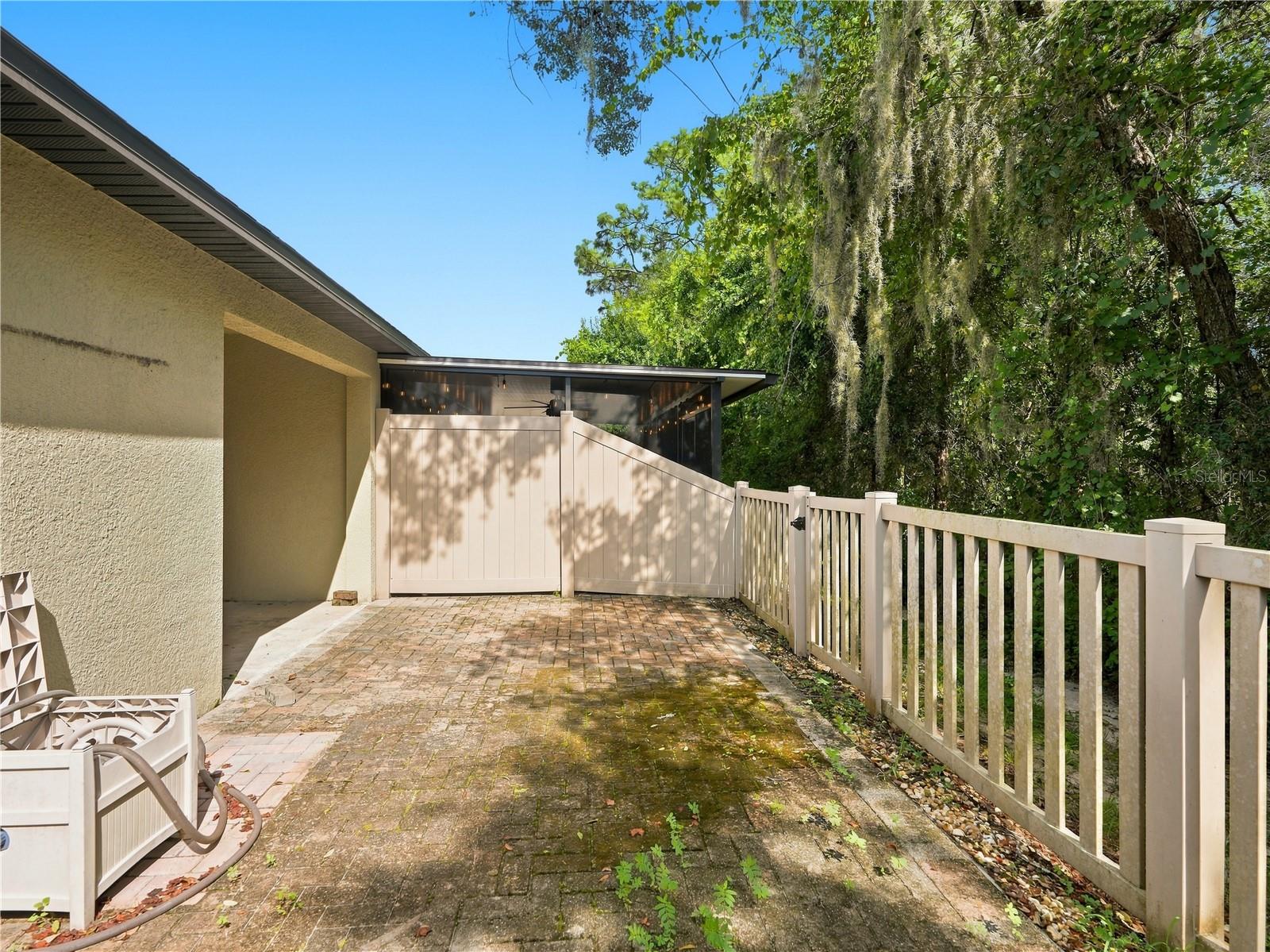 13432 CREST LAKE DR — photo 29