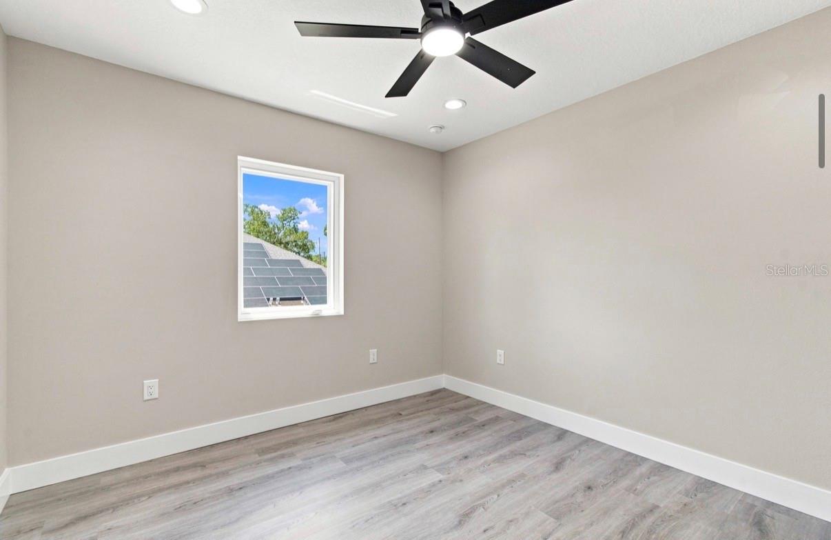 15436 CASEY RD — photo 38