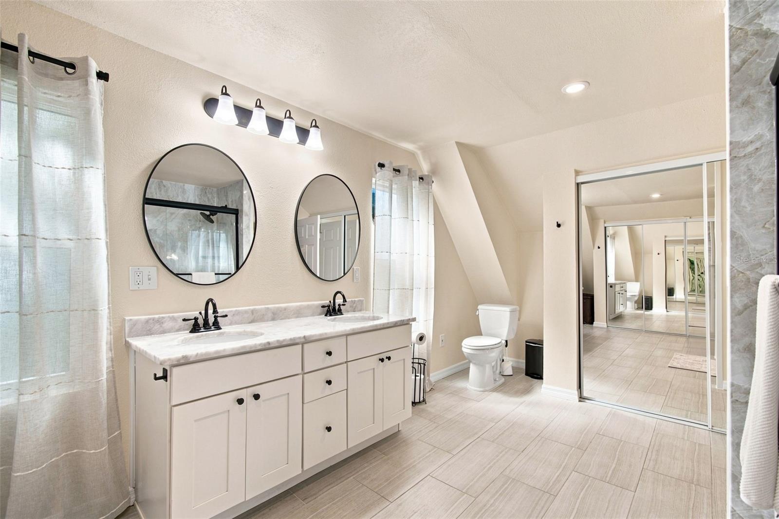 3630 FOSTER HILL DR N — photo 44