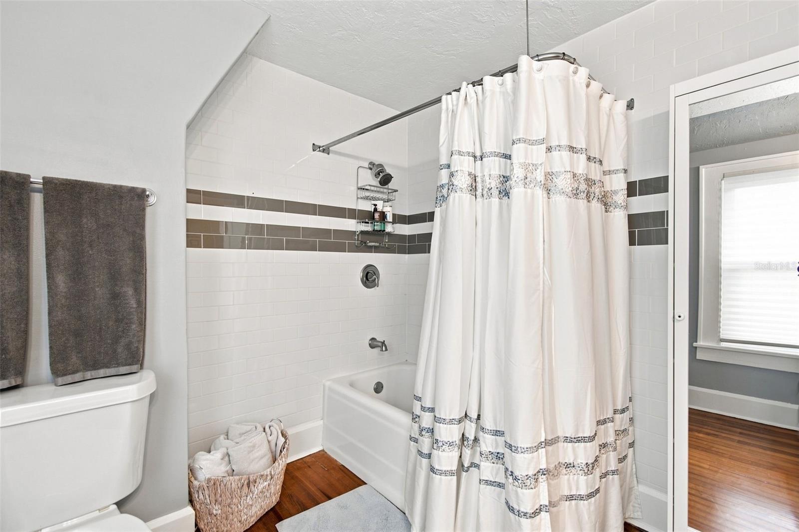 3630 FOSTER HILL DR N — photo 38
