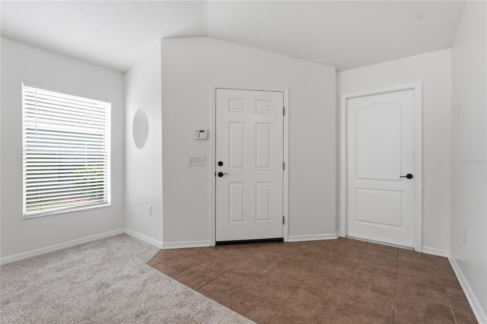 Home in VALRICO — photo 6