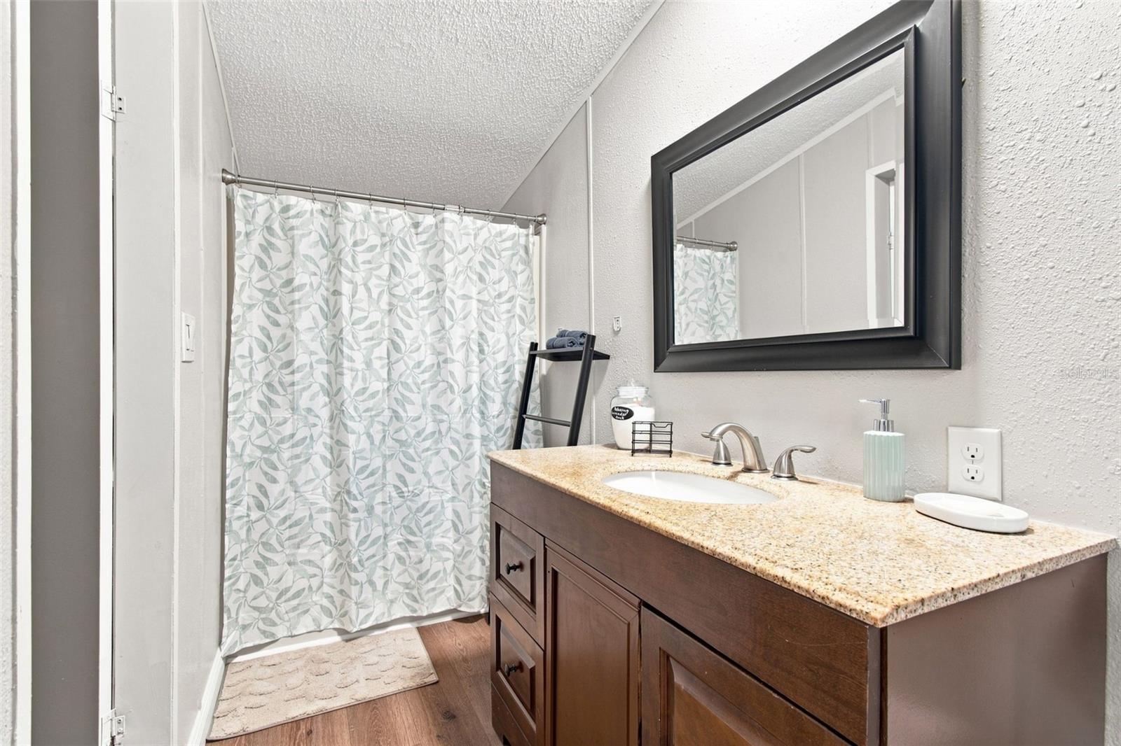 8823 E MILLPOINT RD — photo 16
