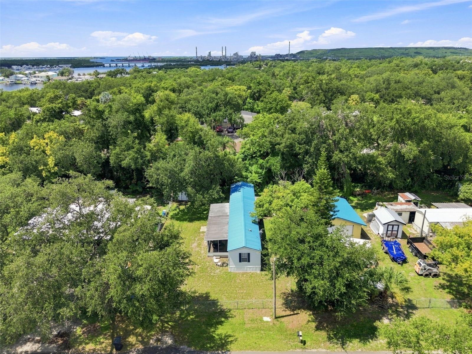 8823 E MILLPOINT RD — photo 33