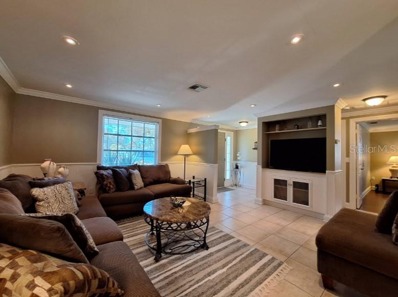 695 ALLIGATOR DR — photo 3