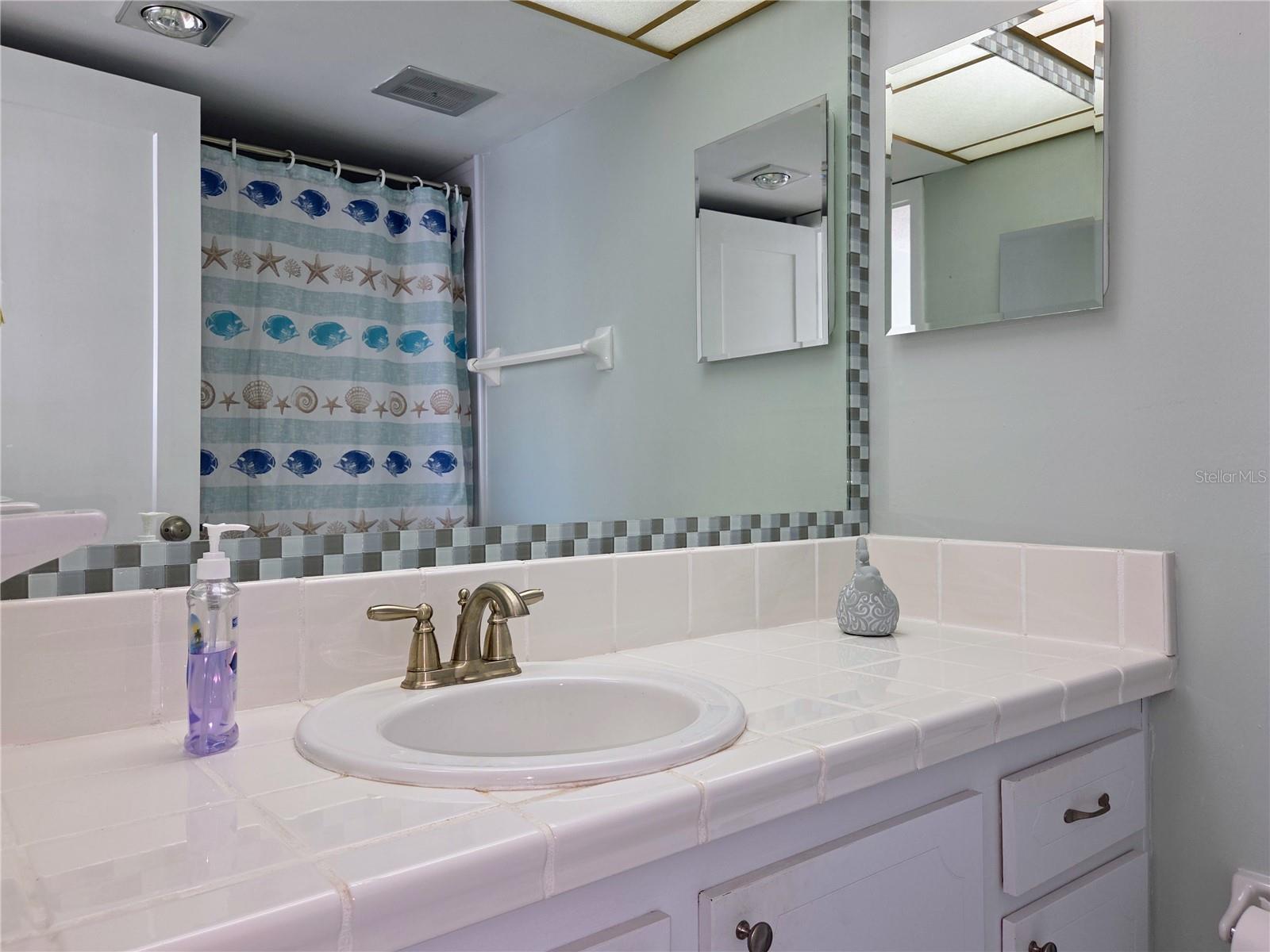 4650 COVE CIR #409 — photo 19