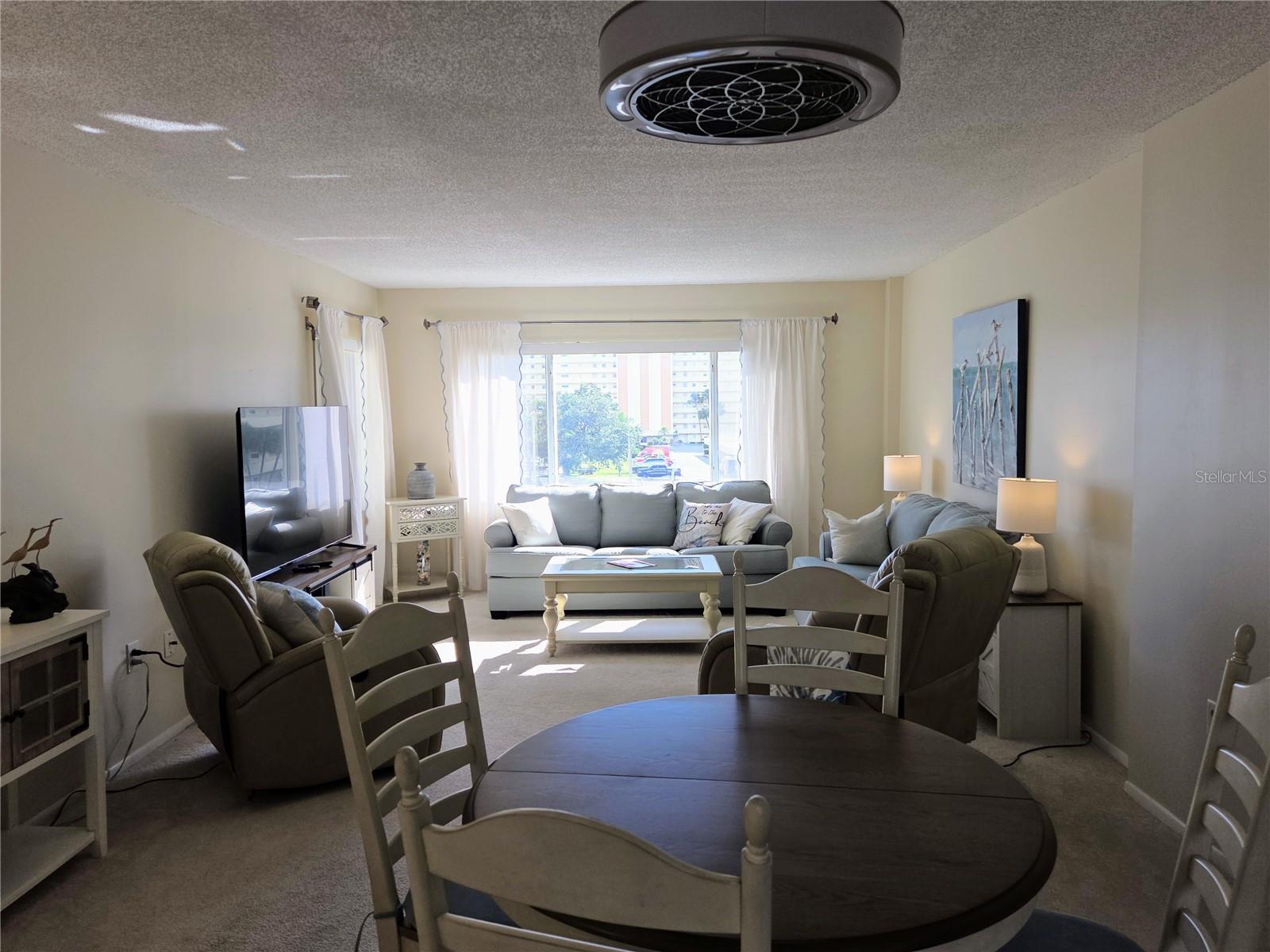 4650 COVE CIR #409 — photo 4