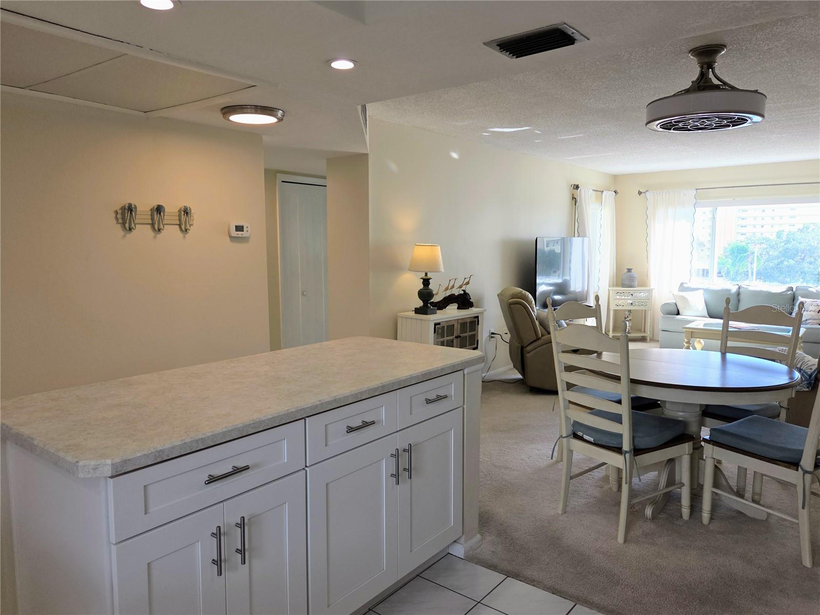 4650 COVE CIR #409 — photo 12