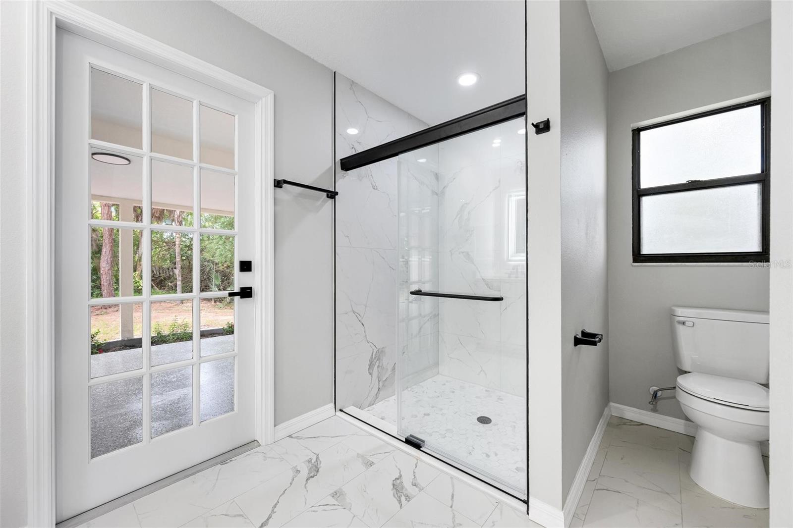 172 SHADY PINE LN — photo 17