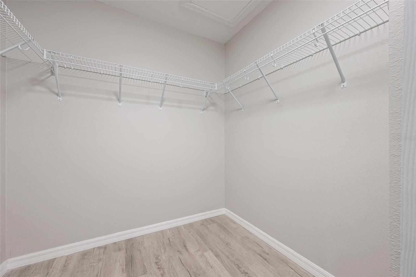 172 SHADY PINE LN — photo 15