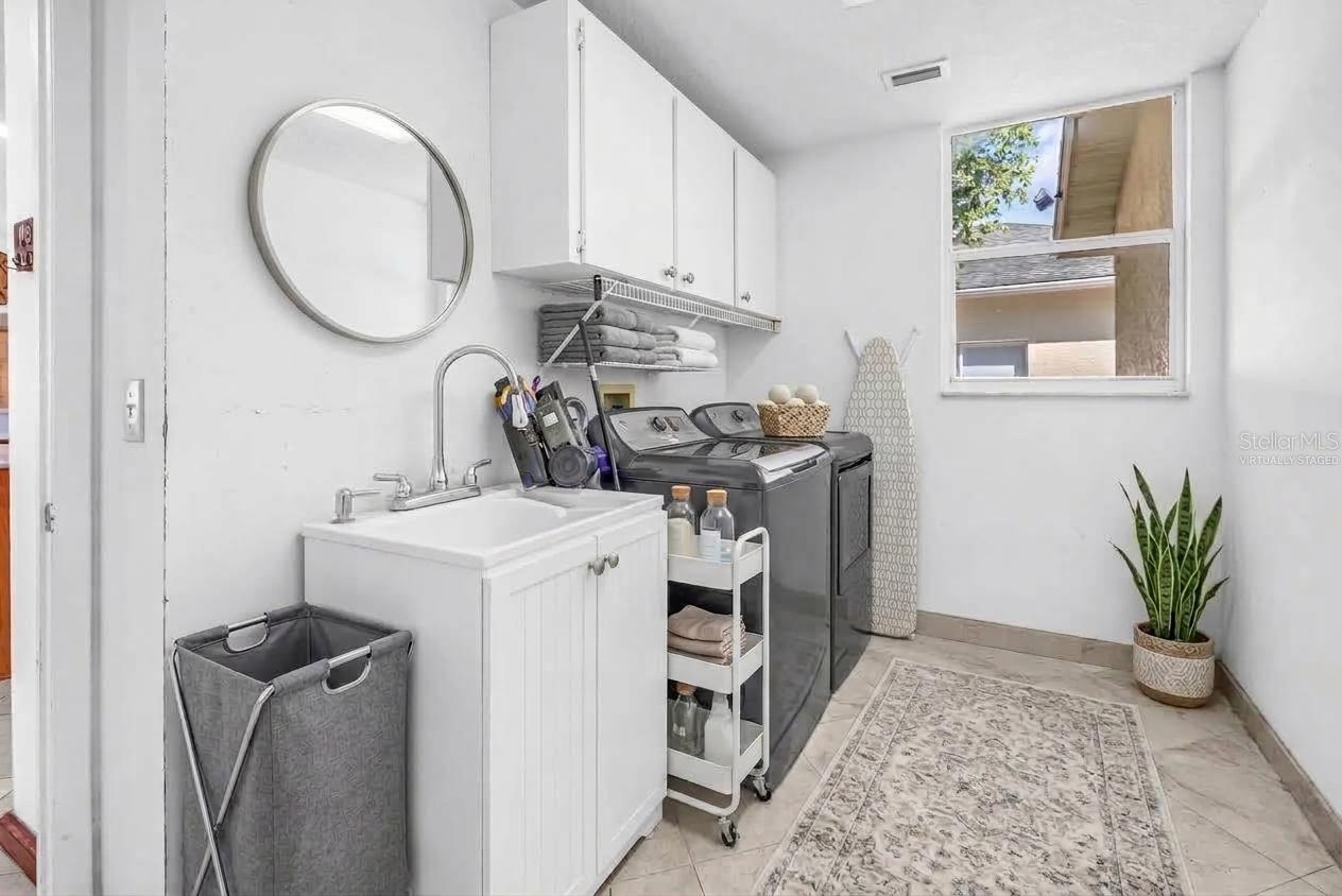 10210 VISTA POINTE DR — photo 35