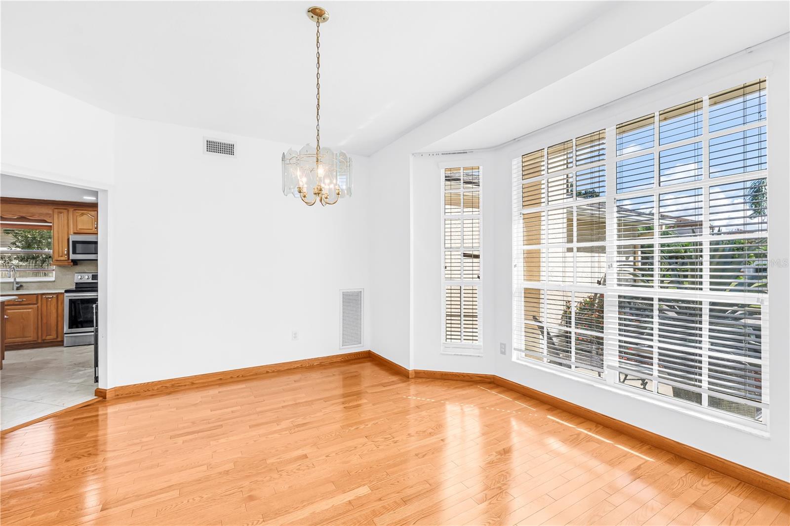 10210 VISTA POINTE DR — photo 14