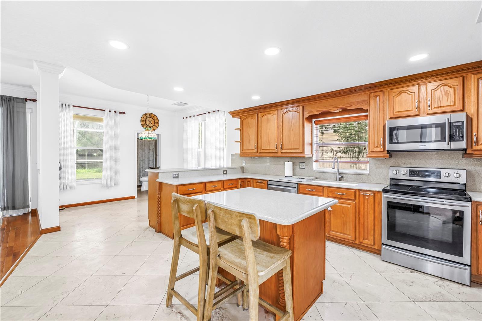 10210 VISTA POINTE DR — photo 17