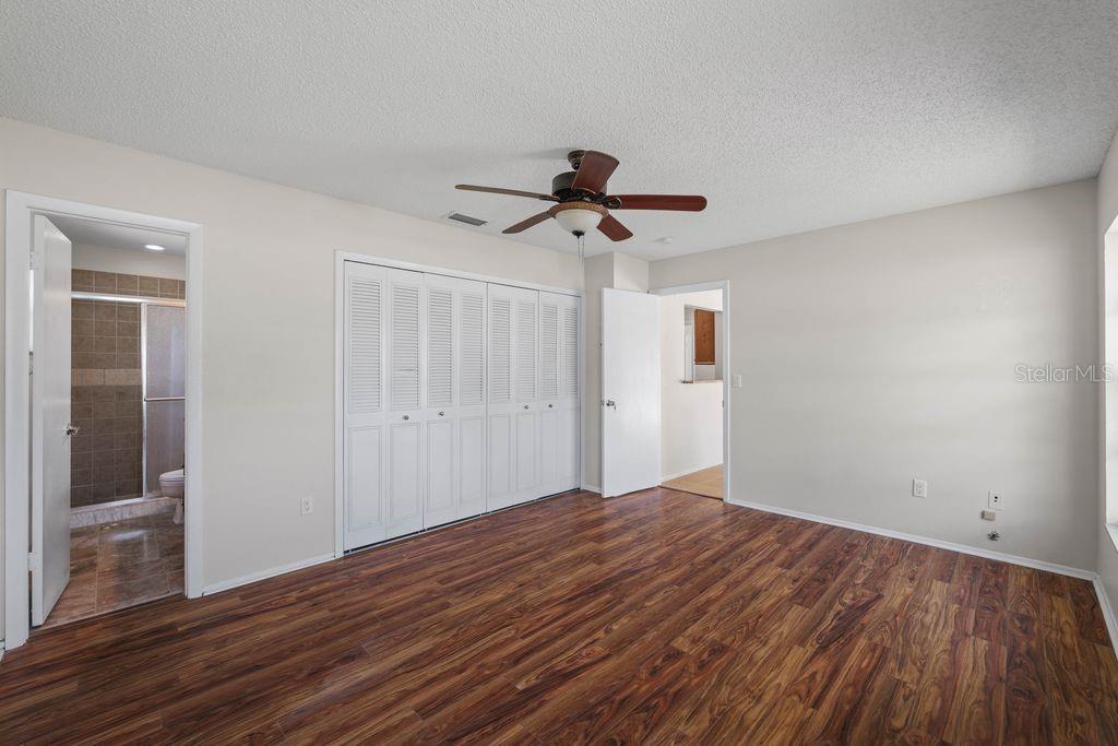 7504 N SANIBEL CIR — photo 34