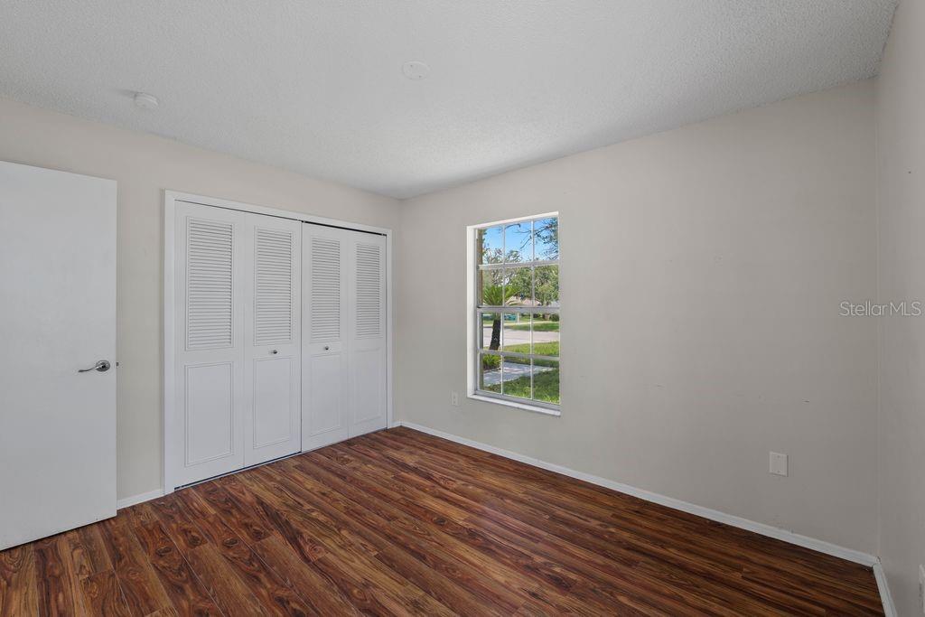 7504 N SANIBEL CIR — photo 5