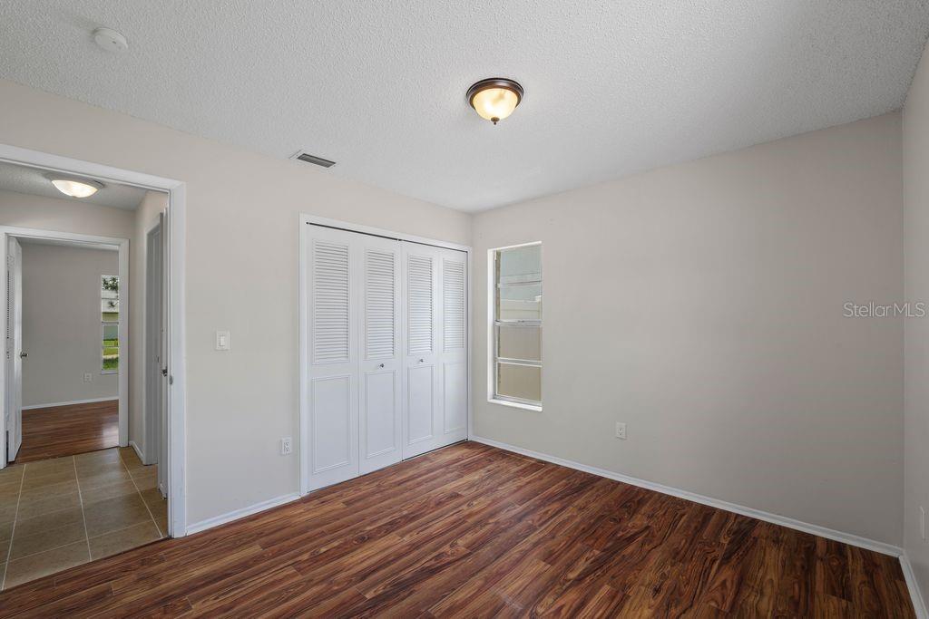 7504 N SANIBEL CIR — photo 7