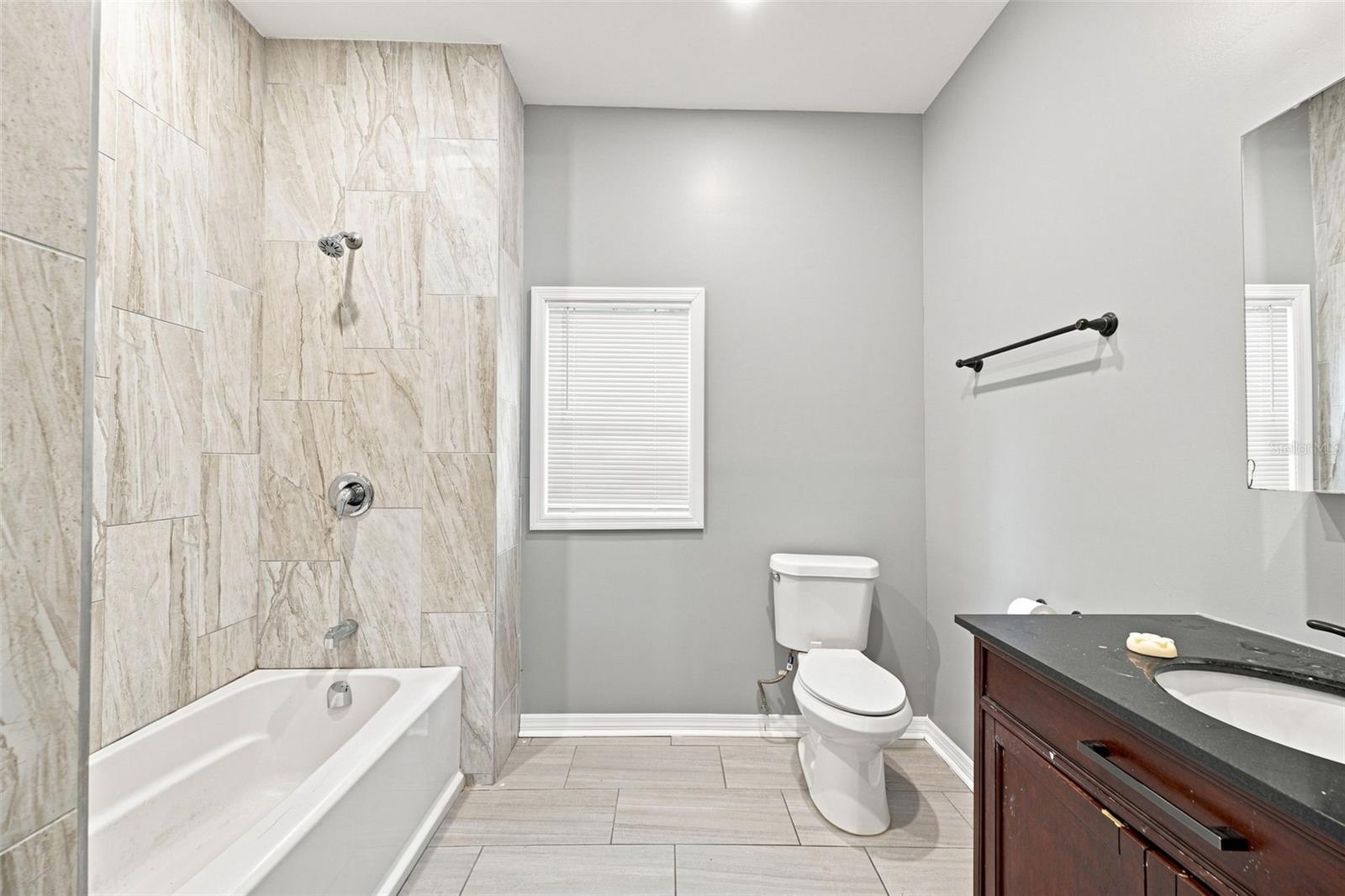 1609 E LAKE AVE — photo 15