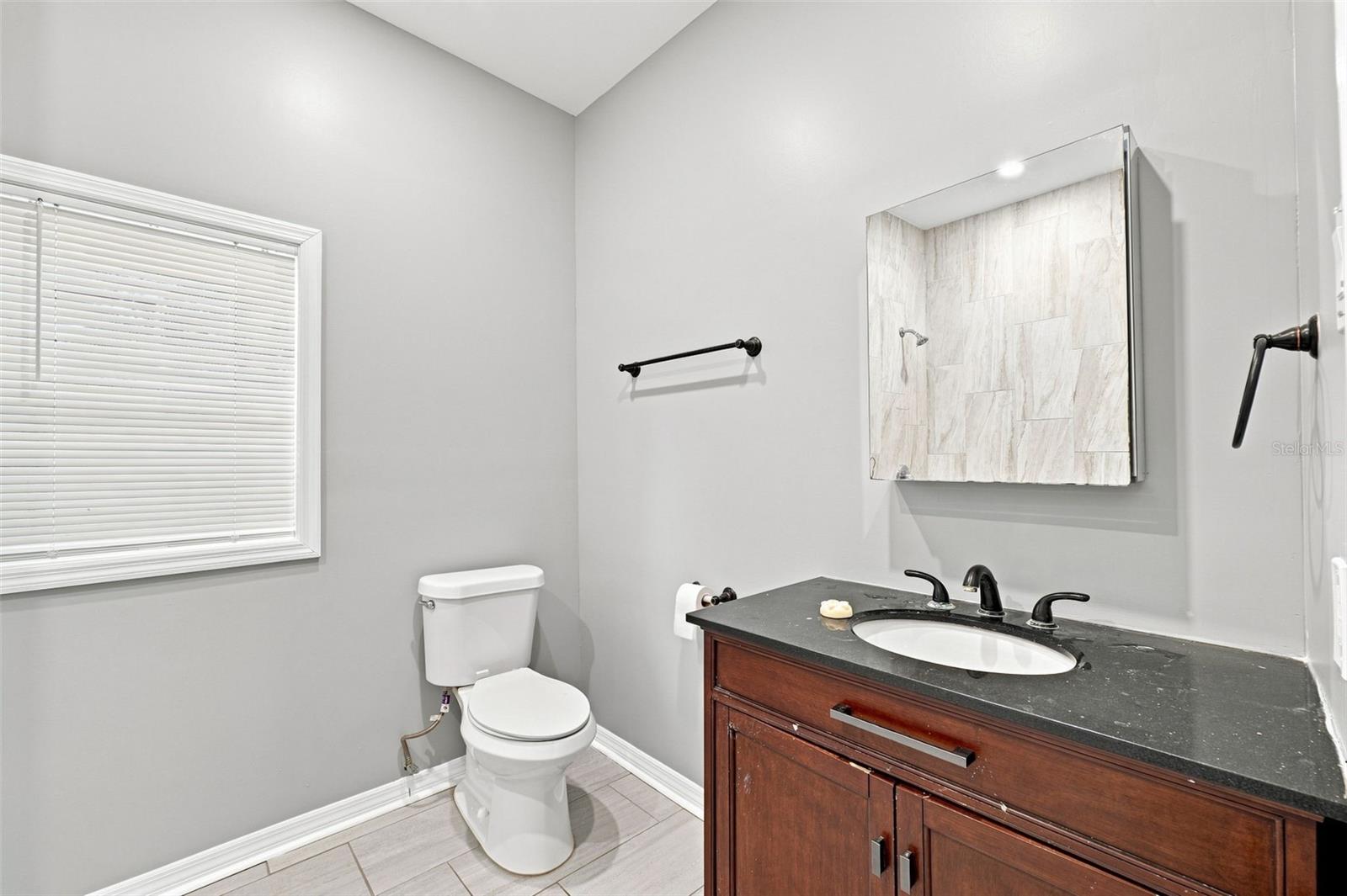 1609 E LAKE AVE — photo 16